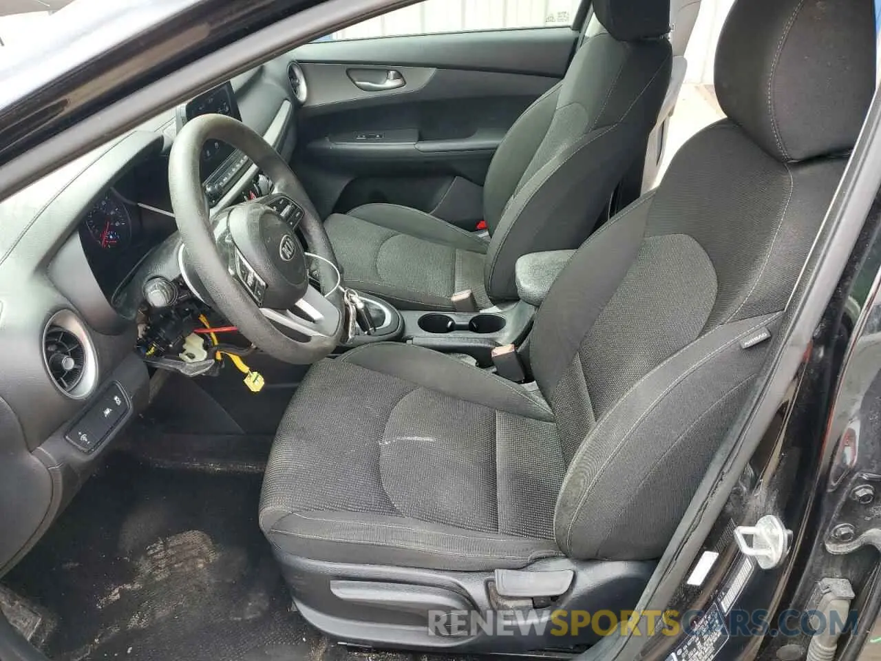 7 fotografías del automóvil dañado 3KPF24AD5KE104815 KIA FORTE 2019