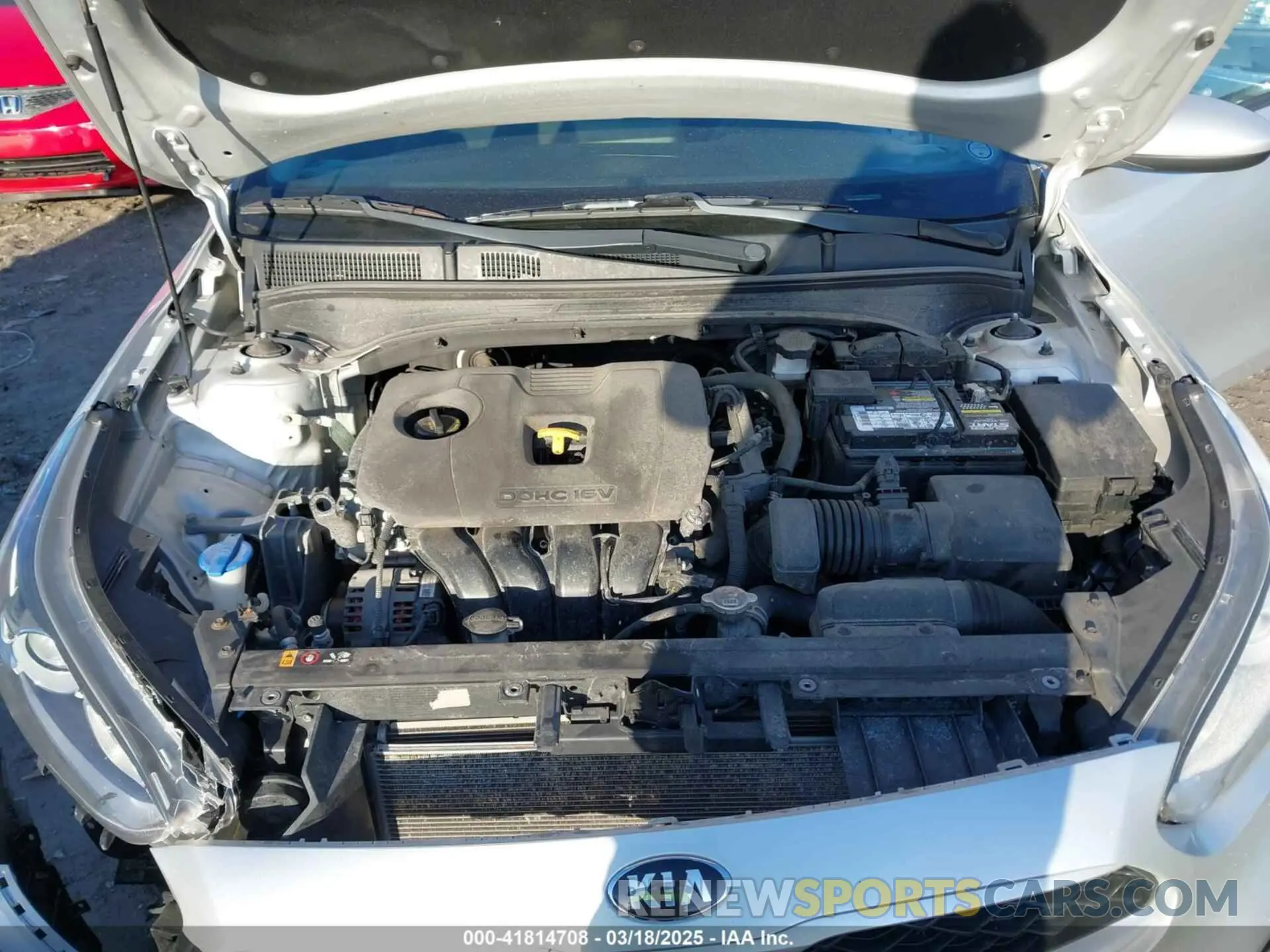 10 fotografías del automóvil dañado 3KPF24AD5KE130637 KIA FORTE 2019