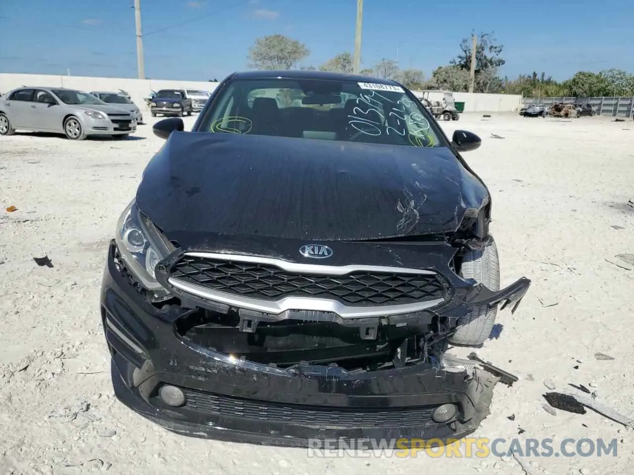 5 fotografías del automóvil dañado 3KPF24AD6KE013794 KIA FORTE 2019