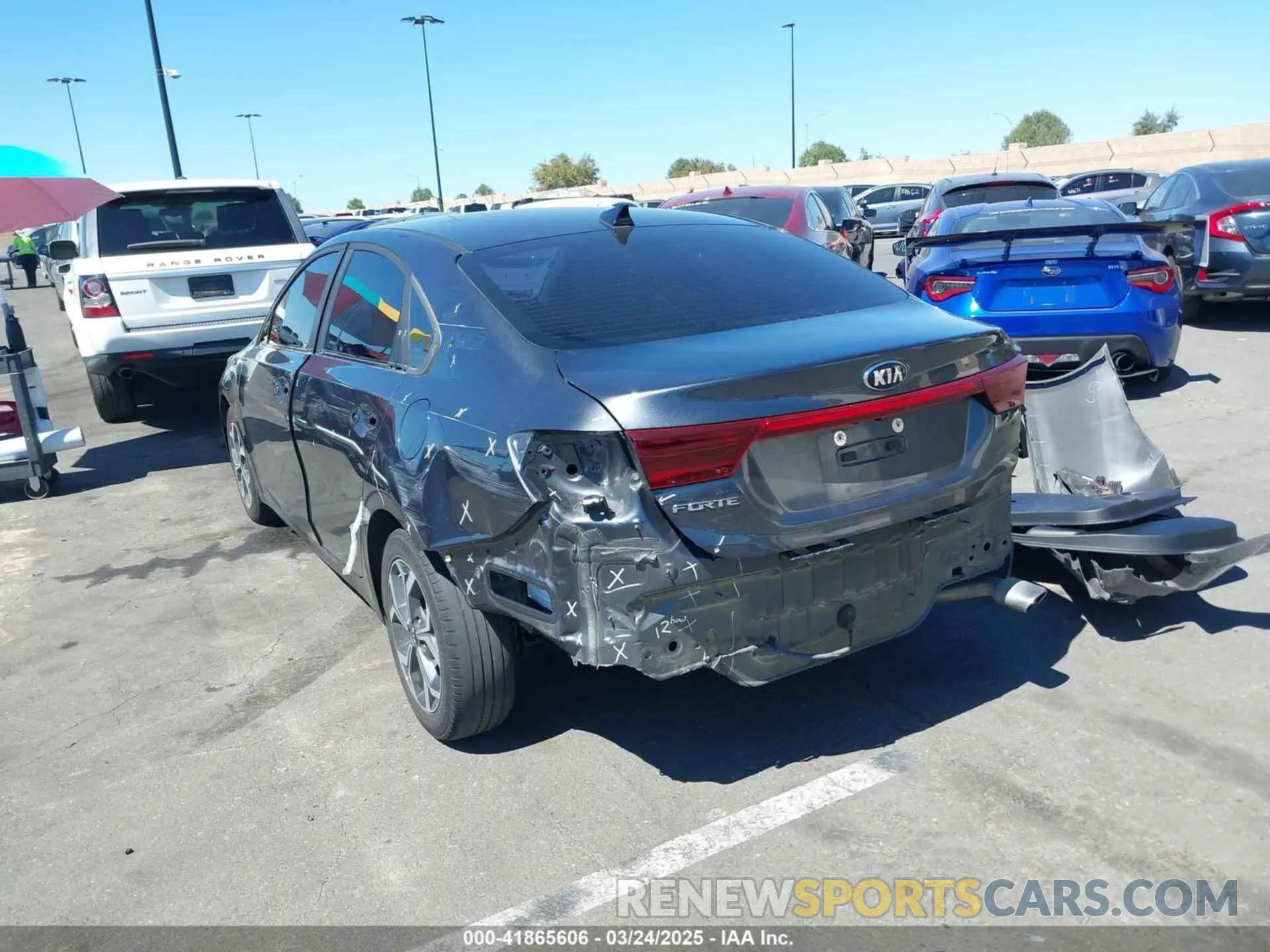 3 fotografías del automóvil dañado 3KPF24AD6KE036721 KIA FORTE 2019