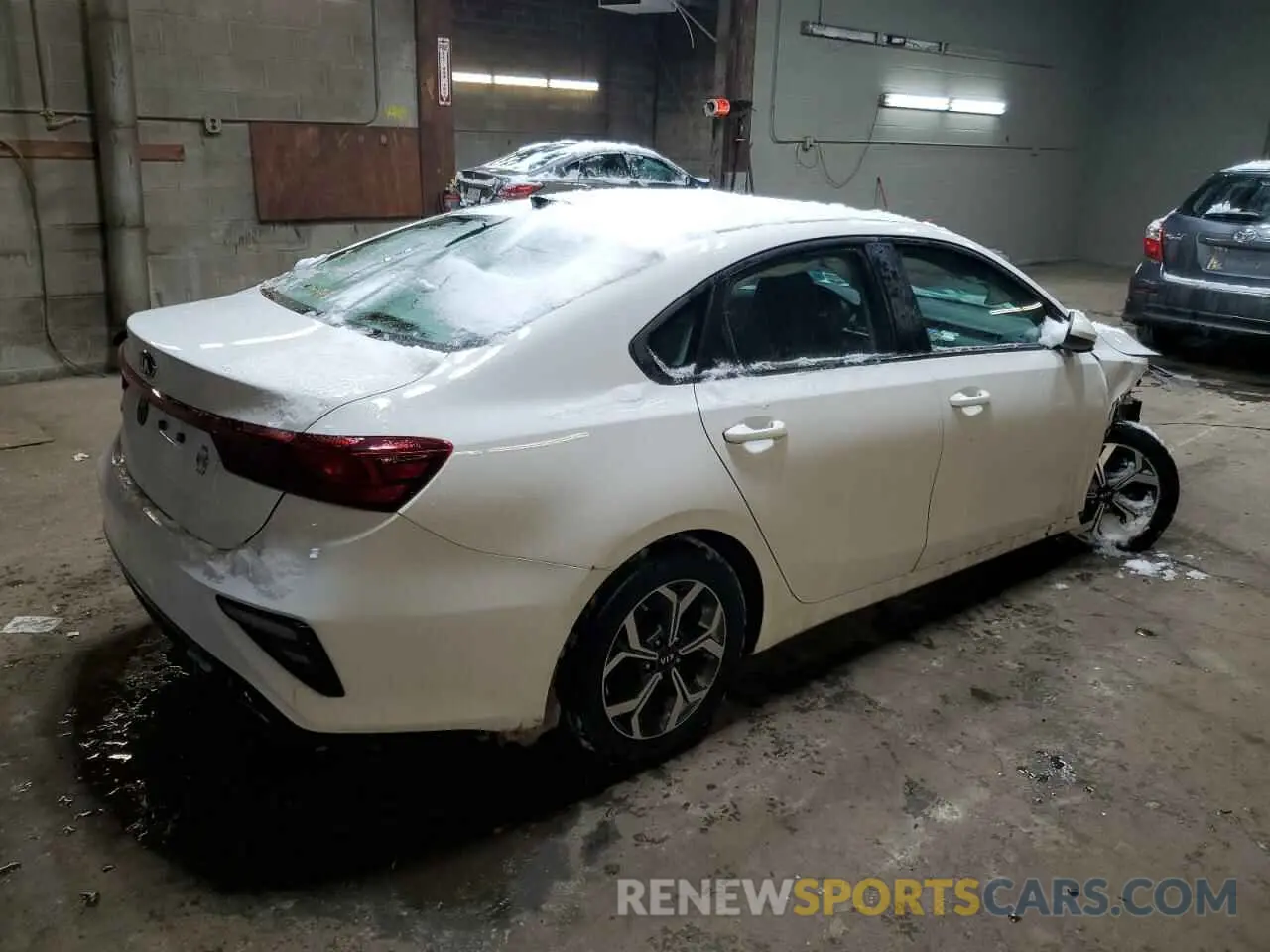 3 fotografías del automóvil dañado 3KPF24AD6KE047119 KIA FORTE 2019