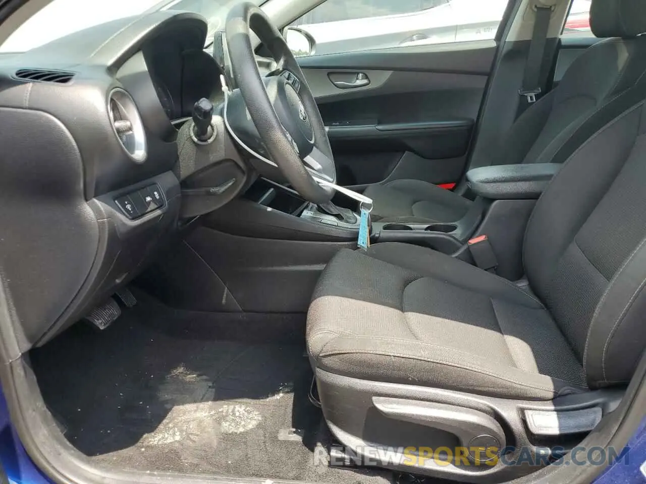 7 fotografías del automóvil dañado 3KPF24AD6KE049596 KIA FORTE 2019