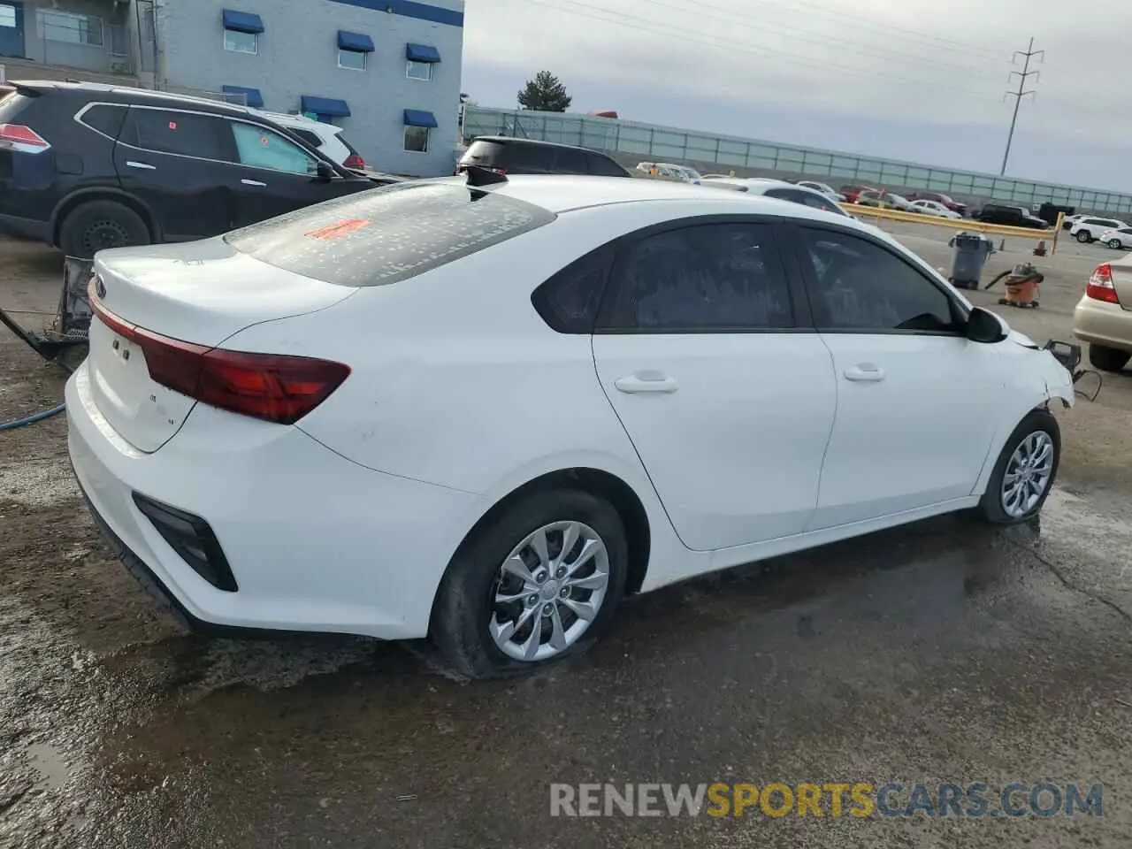 3 fotografías del automóvil dañado 3KPF24AD6KE064213 KIA FORTE 2019