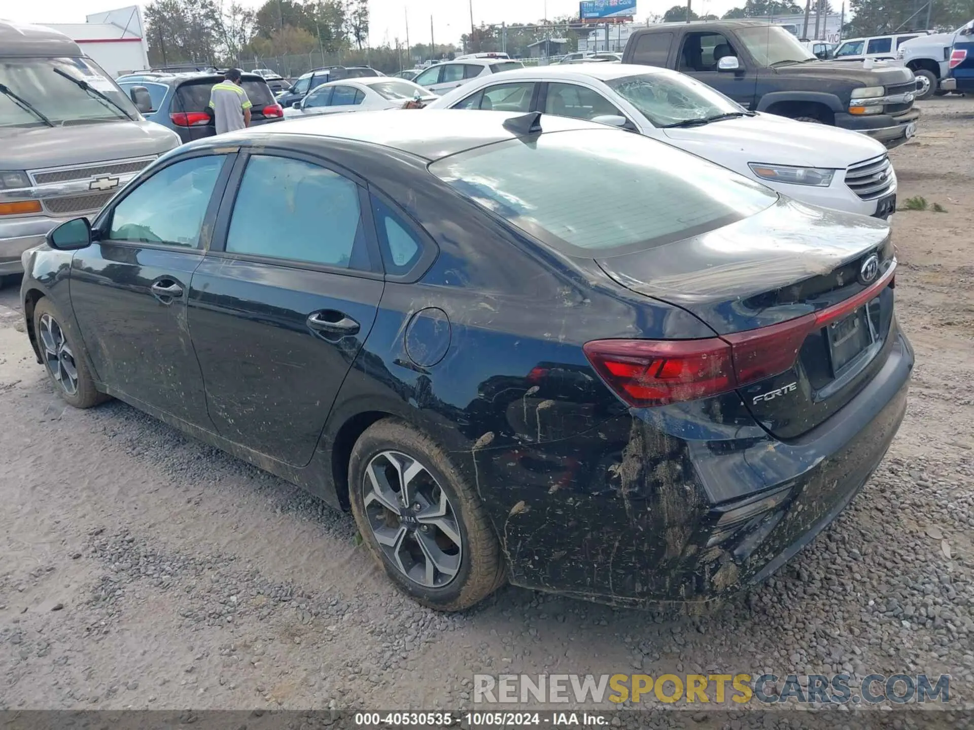 3 fotografías del automóvil dañado 3KPF24AD6KE067628 KIA FORTE 2019