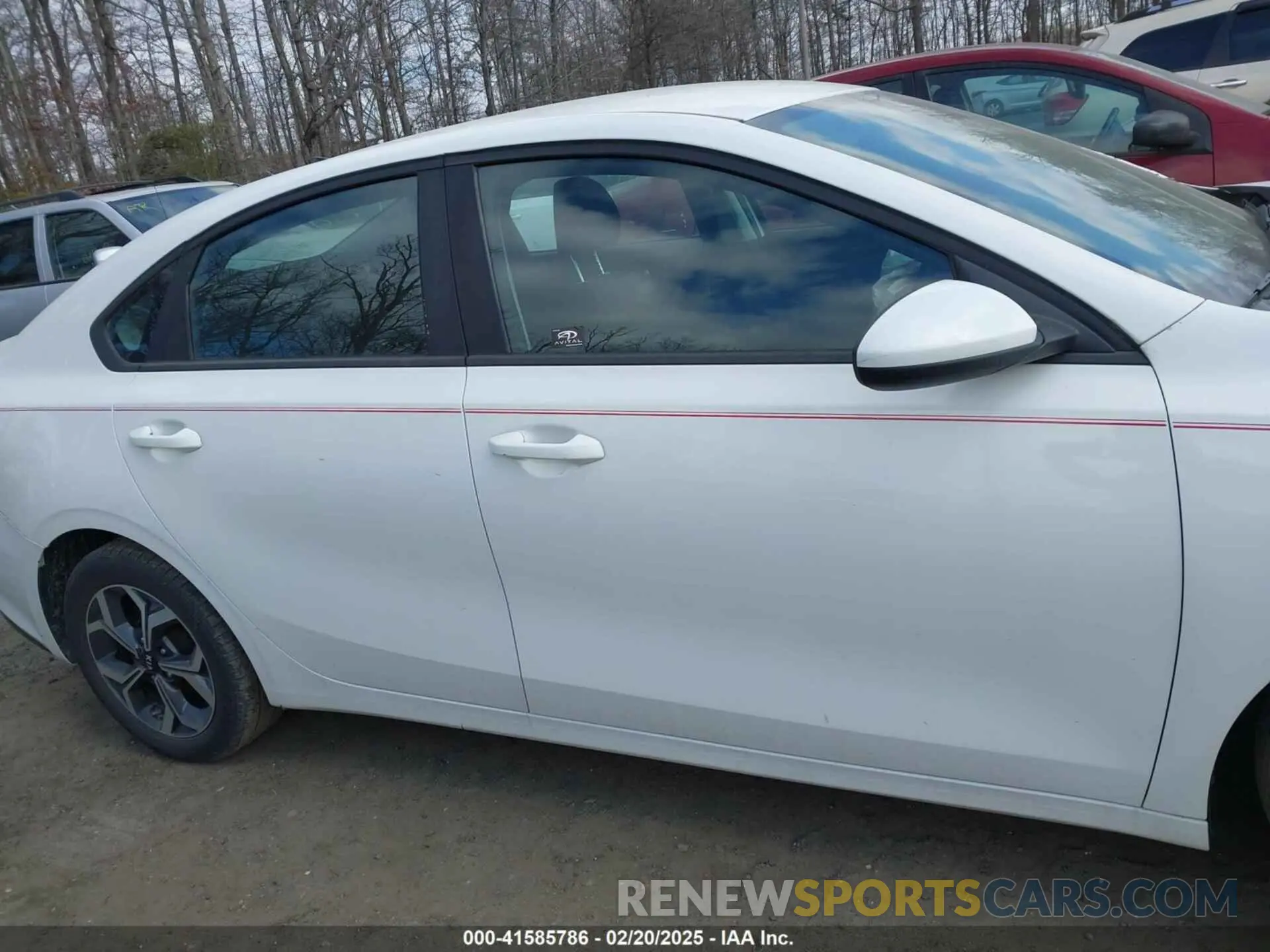 13 fotografías del automóvil dañado 3KPF24AD6KE108551 KIA FORTE 2019