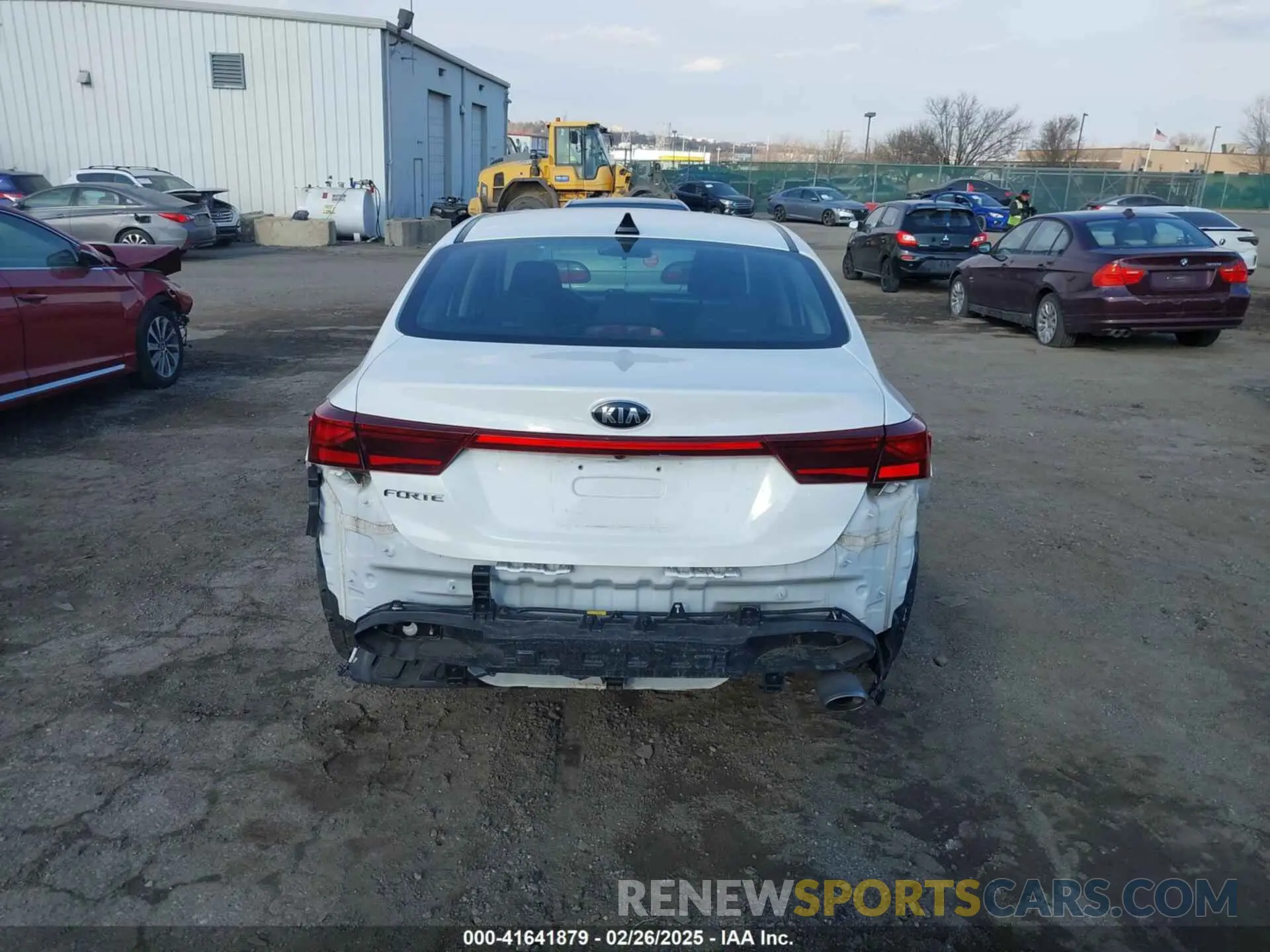 17 fotografías del automóvil dañado 3KPF24AD6KE111207 KIA FORTE 2019