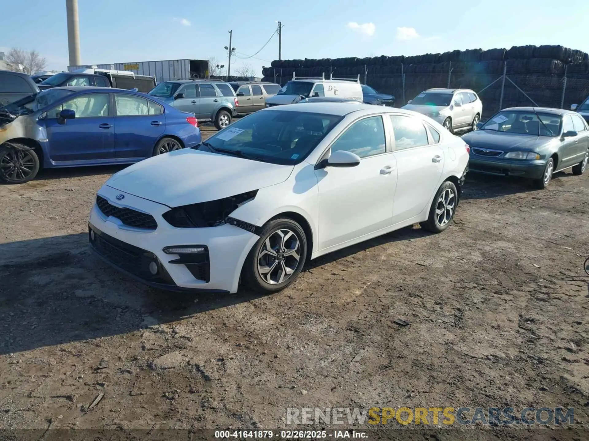 2 fotografías del automóvil dañado 3KPF24AD6KE111207 KIA FORTE 2019