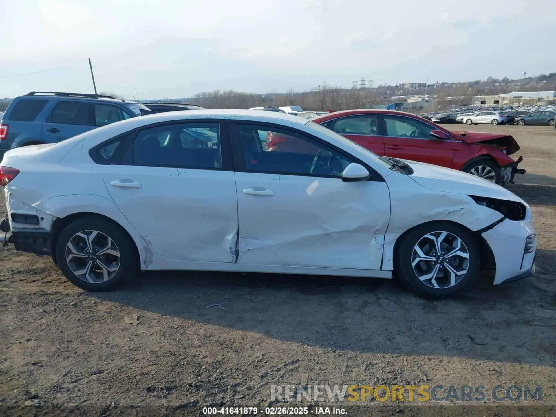 6 fotografías del automóvil dañado 3KPF24AD6KE111207 KIA FORTE 2019