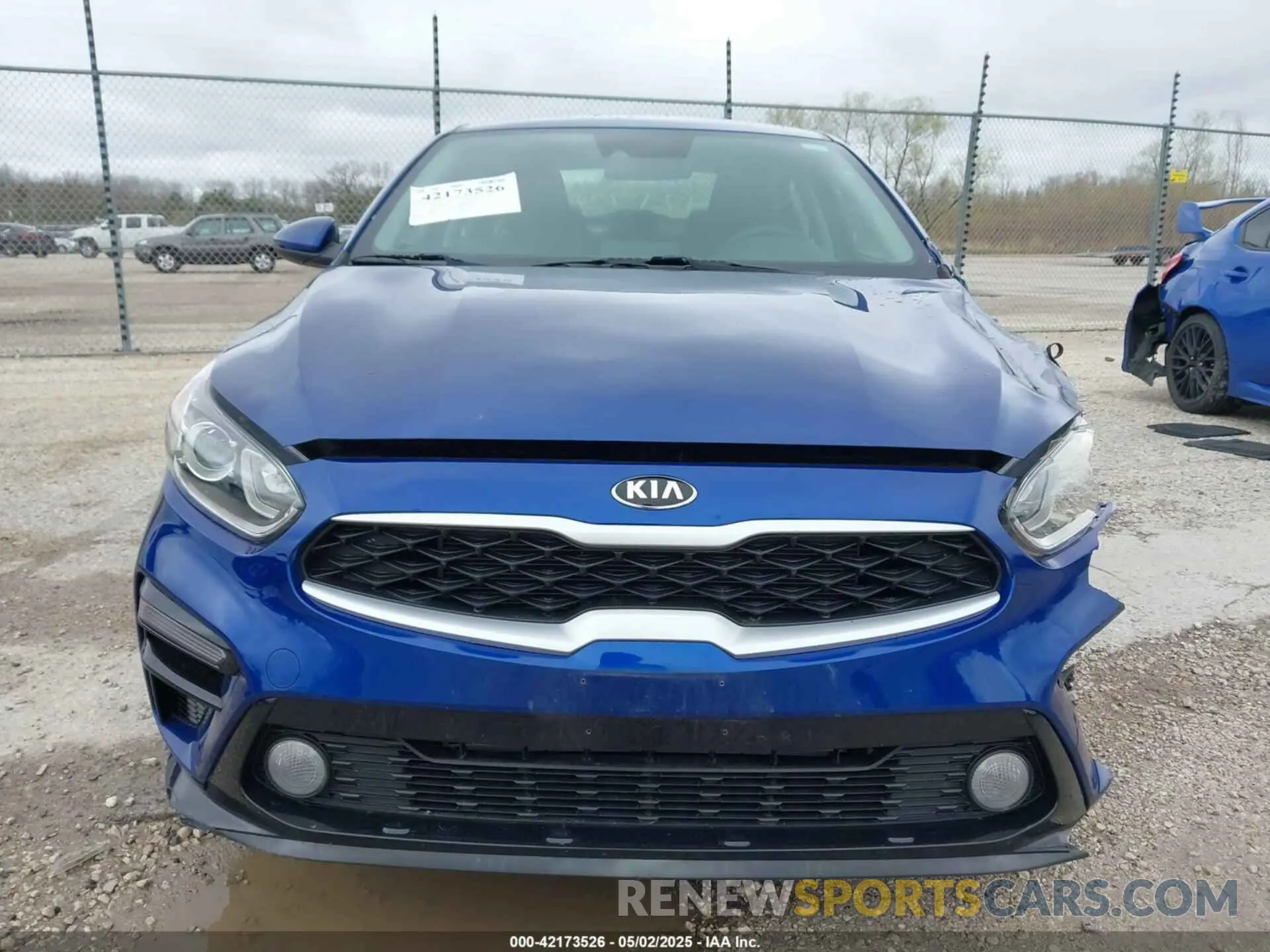 12 fotografías del automóvil dañado 3KPF24AD6KE114656 KIA FORTE 2019
