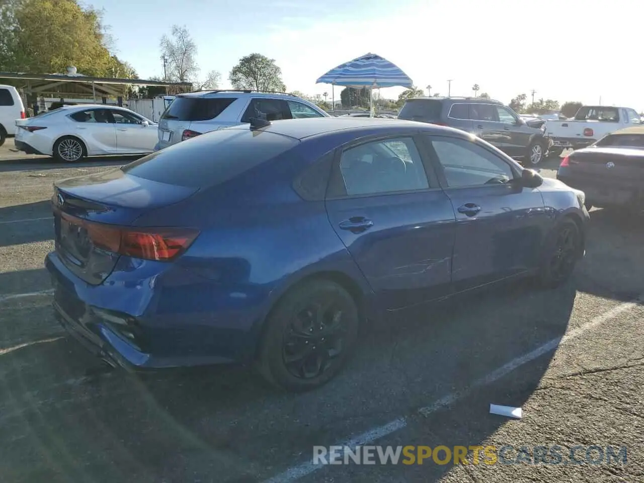 3 fotografías del automóvil dañado 3KPF24AD6KE115516 KIA FORTE 2019