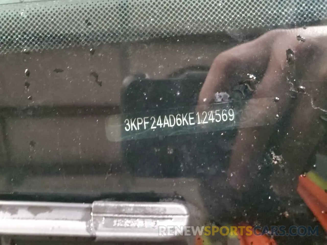 12 fotografías del automóvil dañado 3KPF24AD6KE124569 KIA FORTE 2019