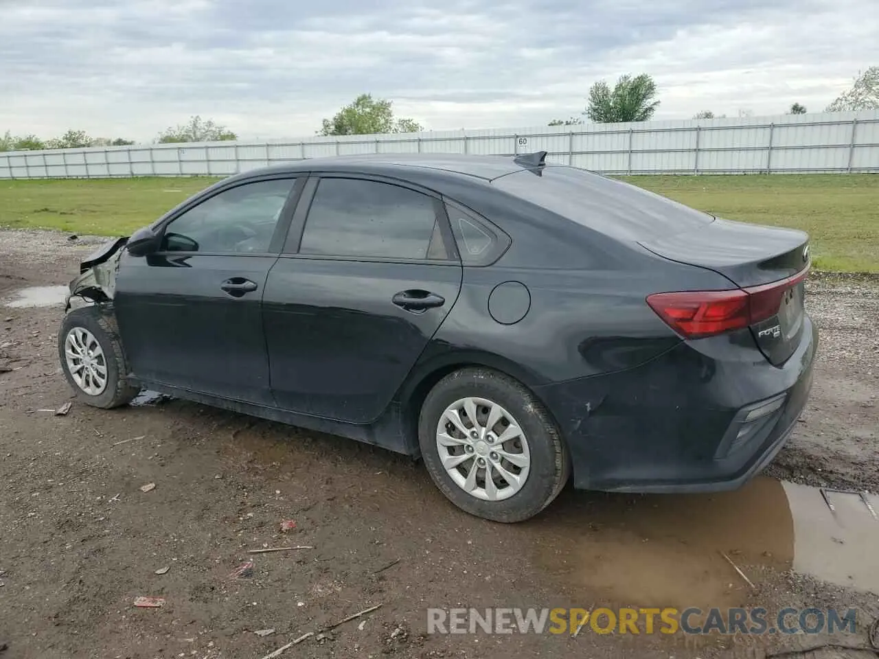 2 fotografías del automóvil dañado 3KPF24AD7KE006269 KIA FORTE 2019
