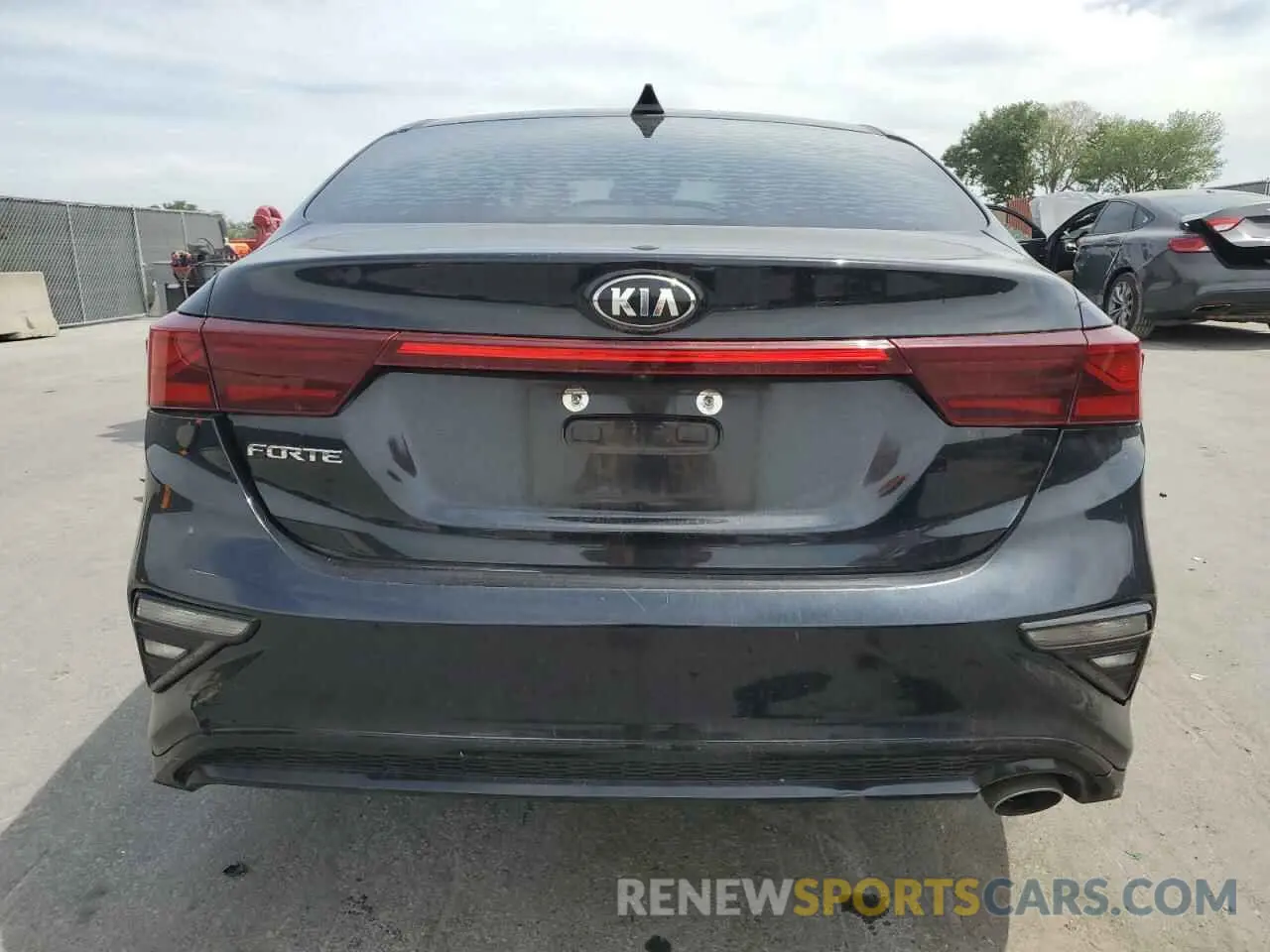 6 fotografías del automóvil dañado 3KPF24AD7KE044116 KIA FORTE 2019