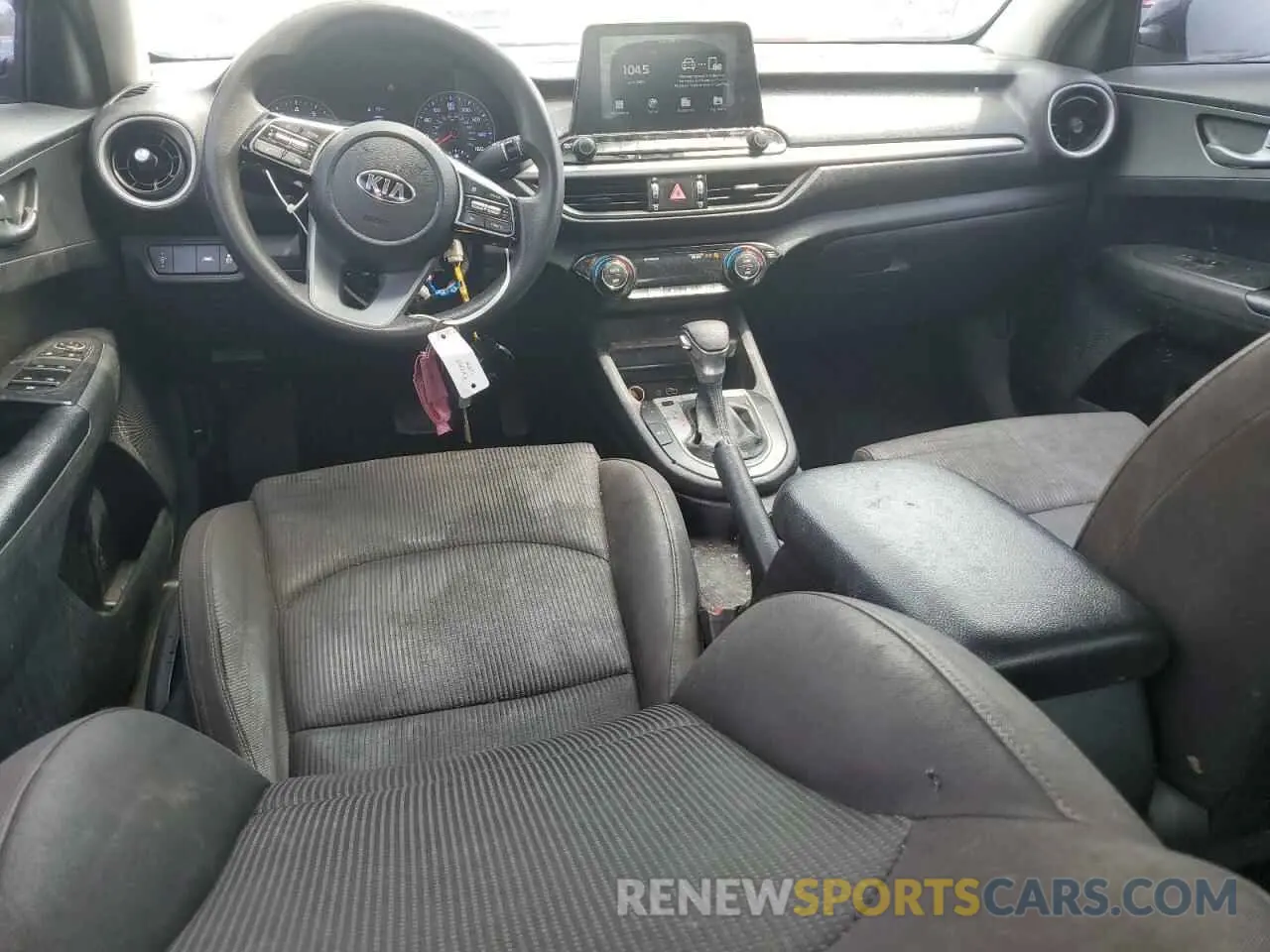 8 fotografías del automóvil dañado 3KPF24AD7KE044116 KIA FORTE 2019