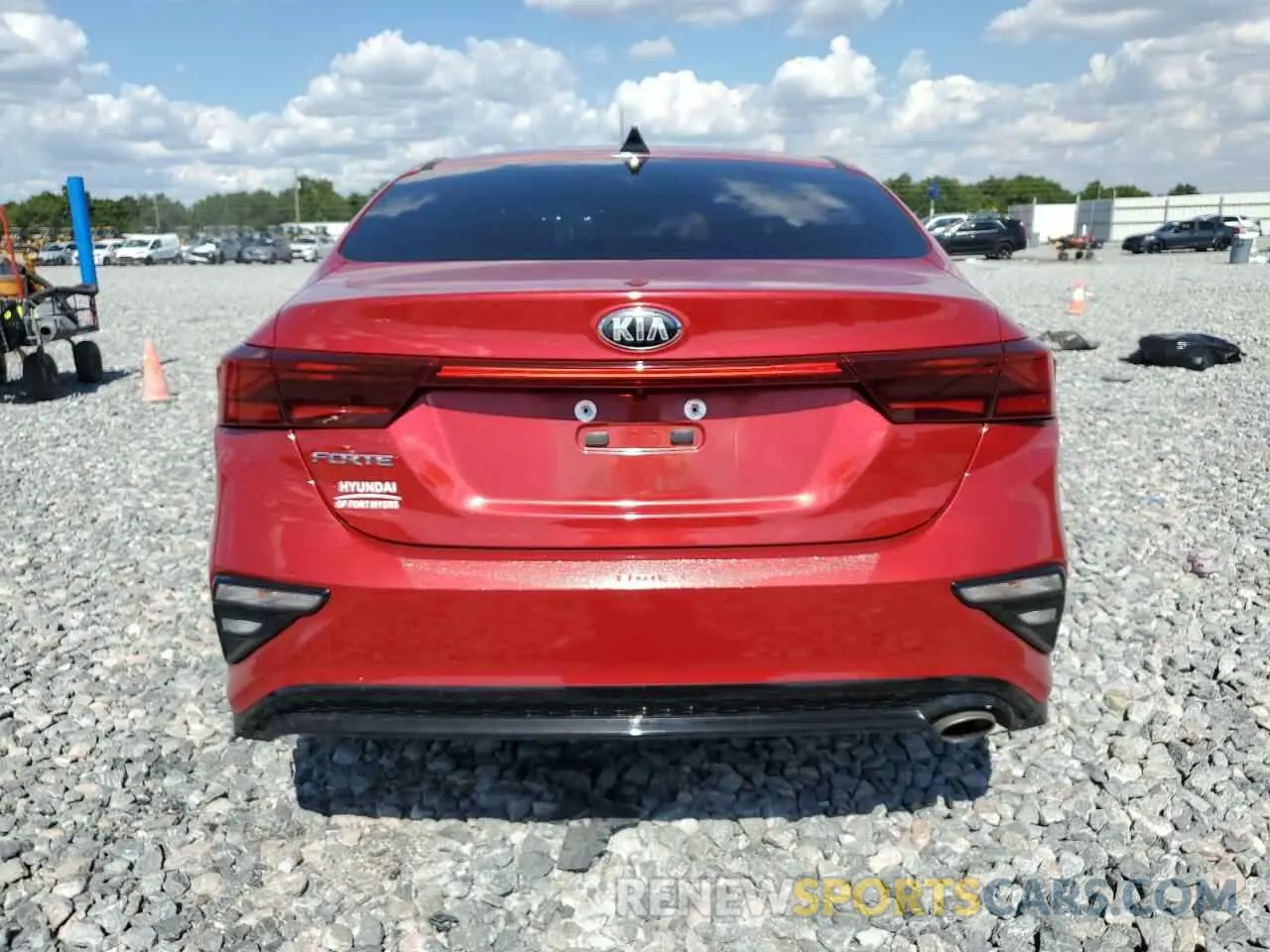 6 fotografías del automóvil dañado 3KPF24AD7KE052149 KIA FORTE 2019