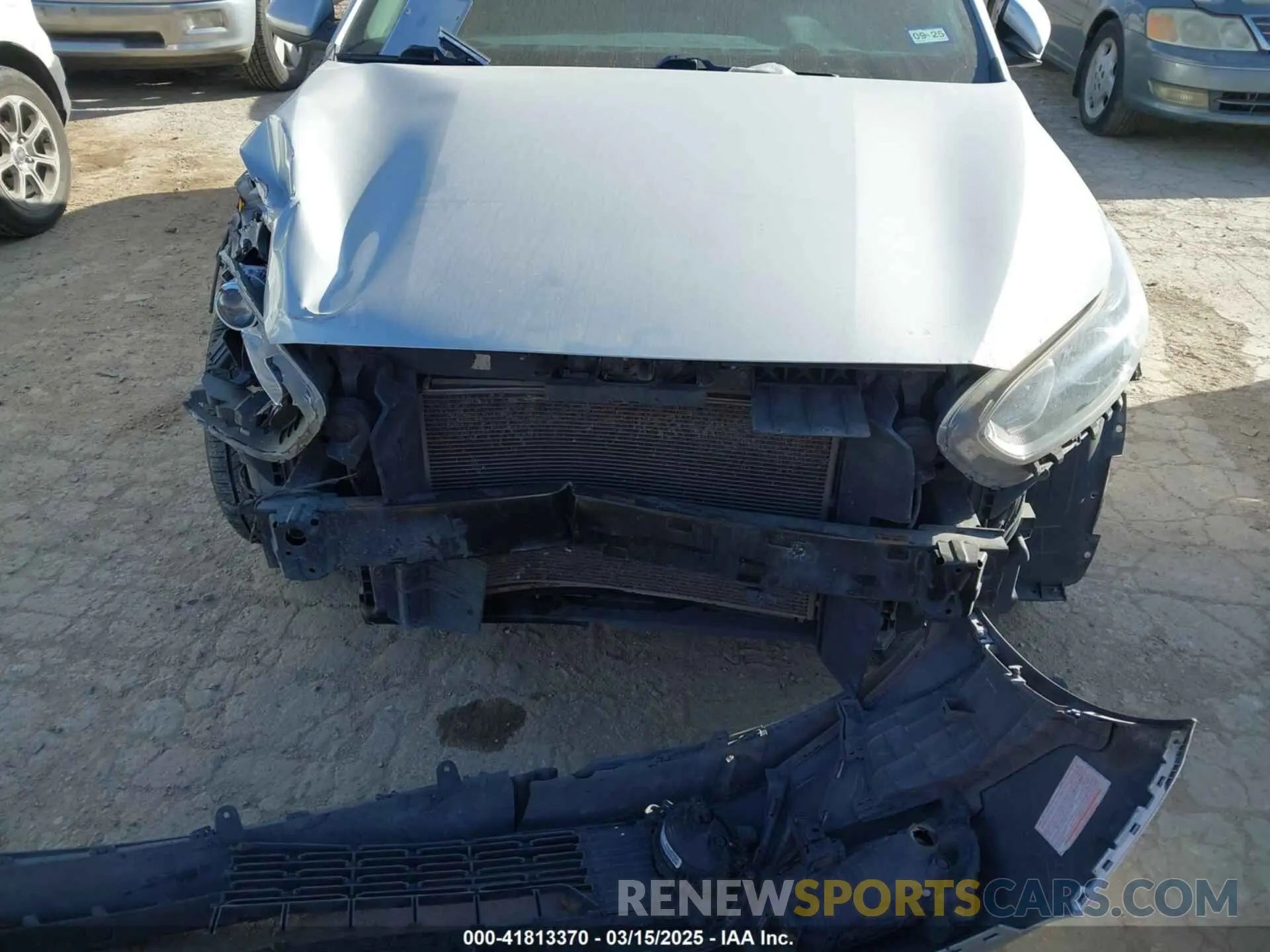 12 fotografías del automóvil dañado 3KPF24AD7KE059814 KIA FORTE 2019