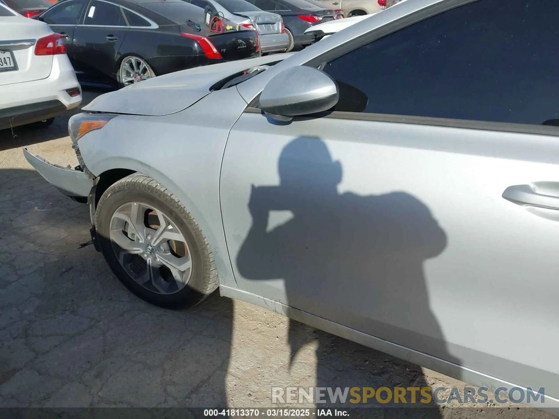 14 fotografías del automóvil dañado 3KPF24AD7KE059814 KIA FORTE 2019