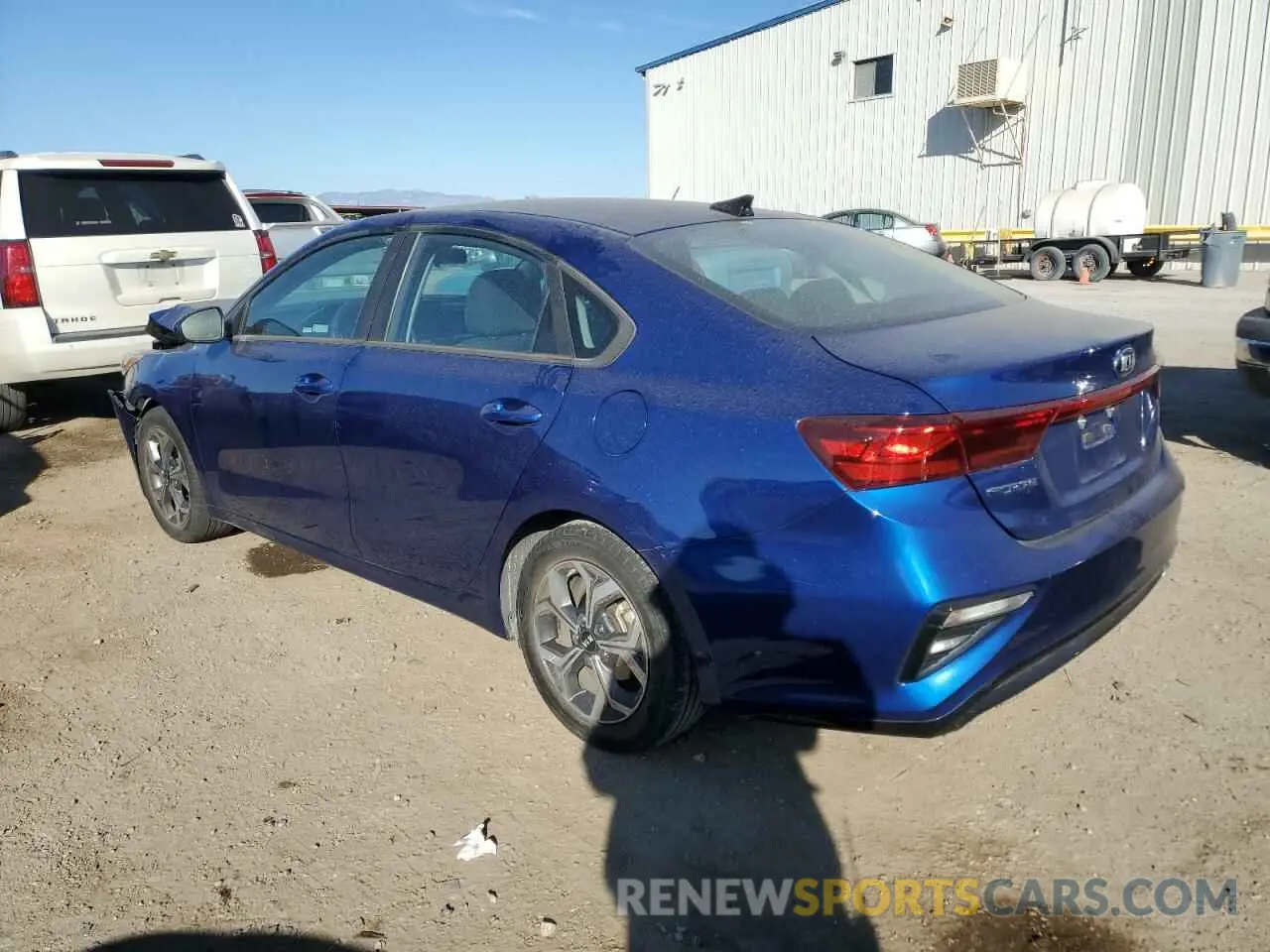 2 fotografías del automóvil dañado 3KPF24AD7KE059909 KIA FORTE 2019