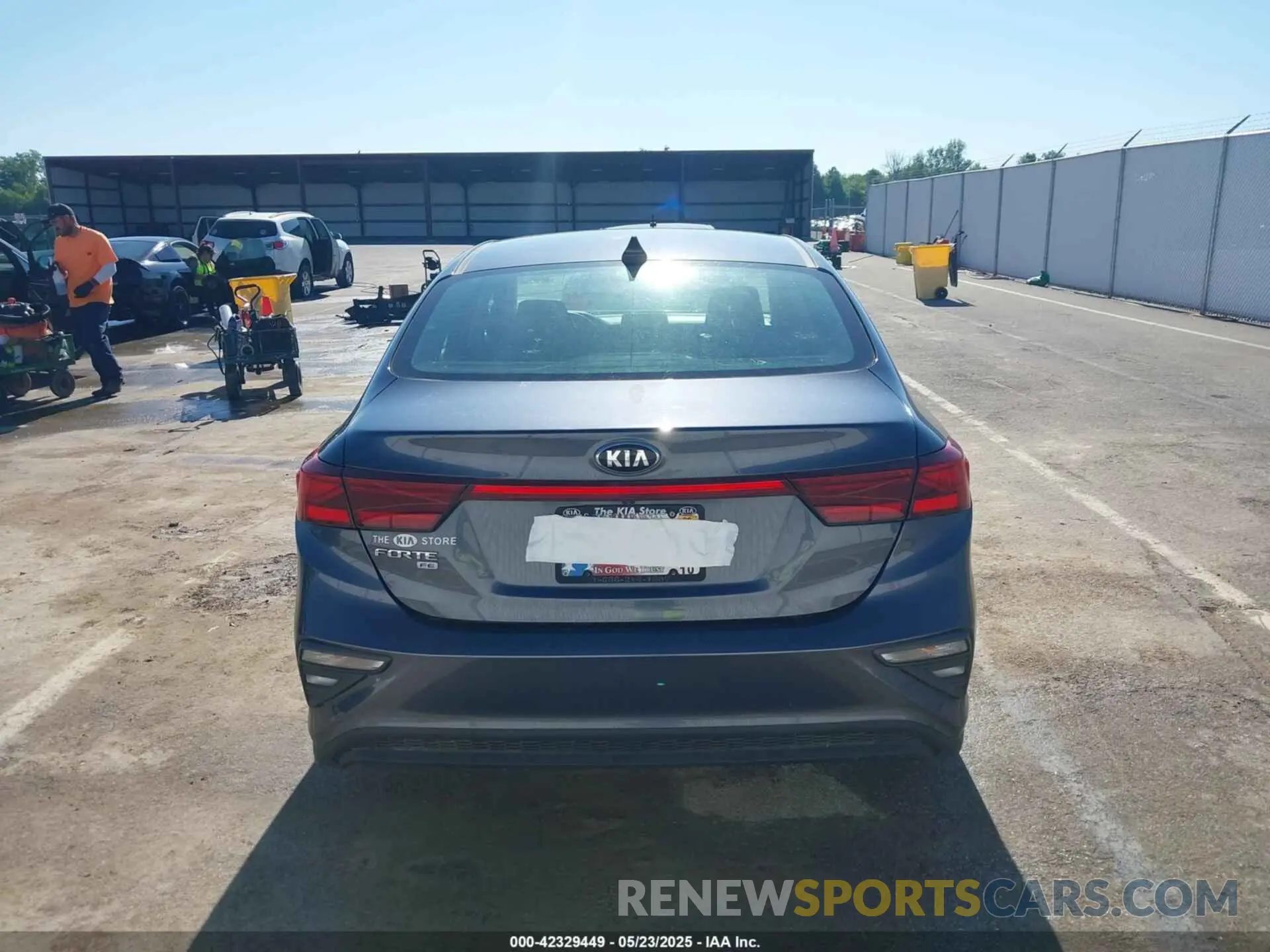 16 fotografías del automóvil dañado 3KPF24AD7KE062289 KIA FORTE 2019