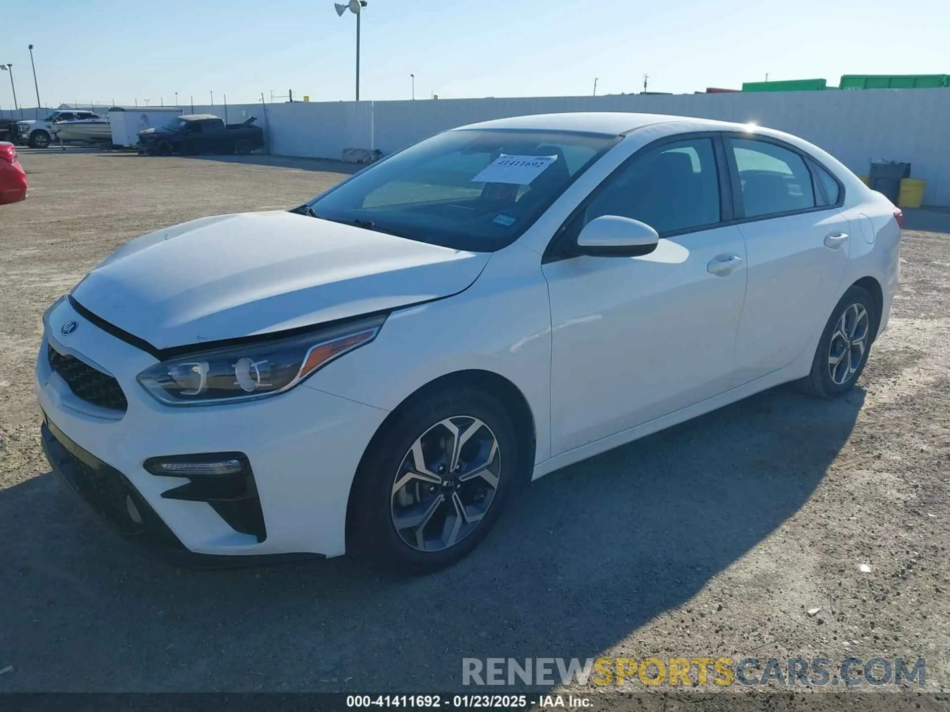 2 fotografías del automóvil dañado 3KPF24AD7KE069646 KIA FORTE 2019