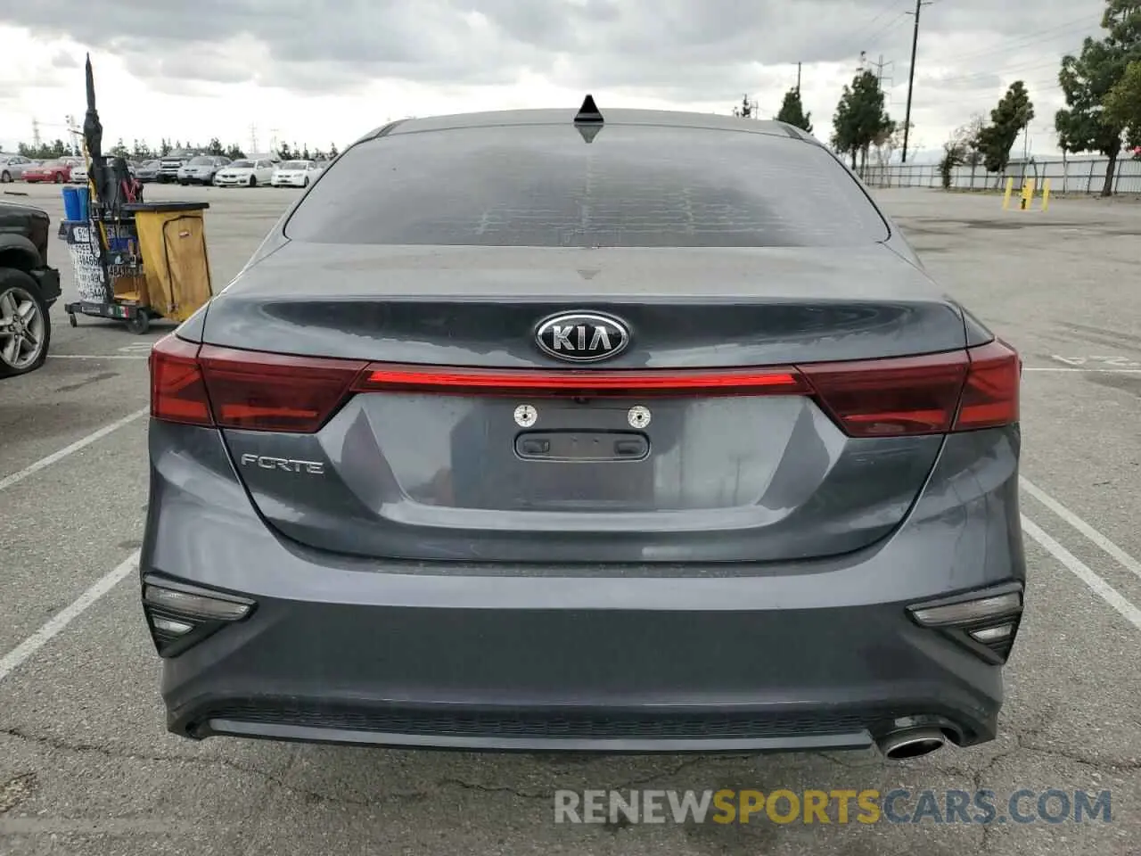 6 fotografías del automóvil dañado 3KPF24AD7KE083451 KIA FORTE 2019