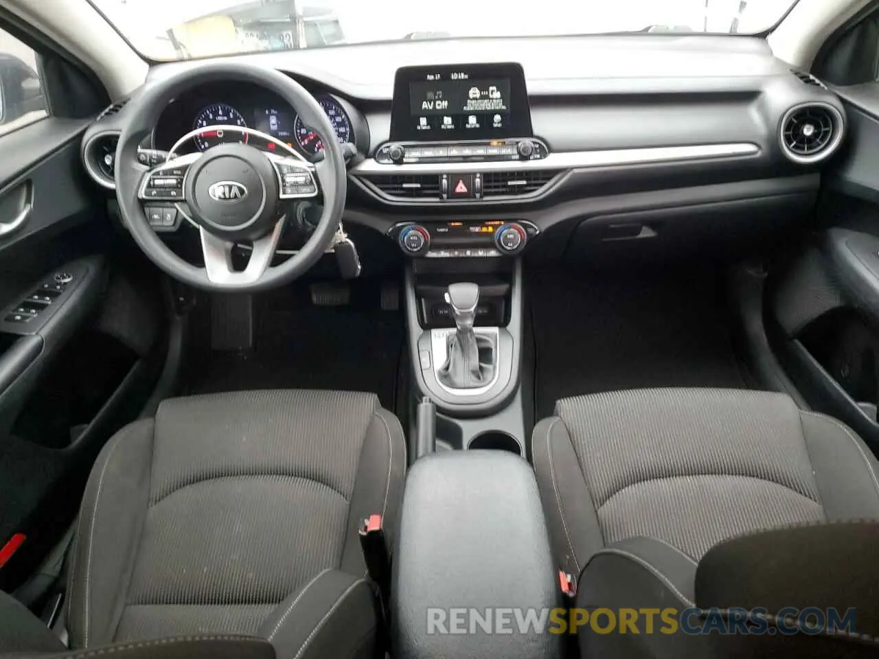 8 fotografías del automóvil dañado 3KPF24AD7KE083451 KIA FORTE 2019