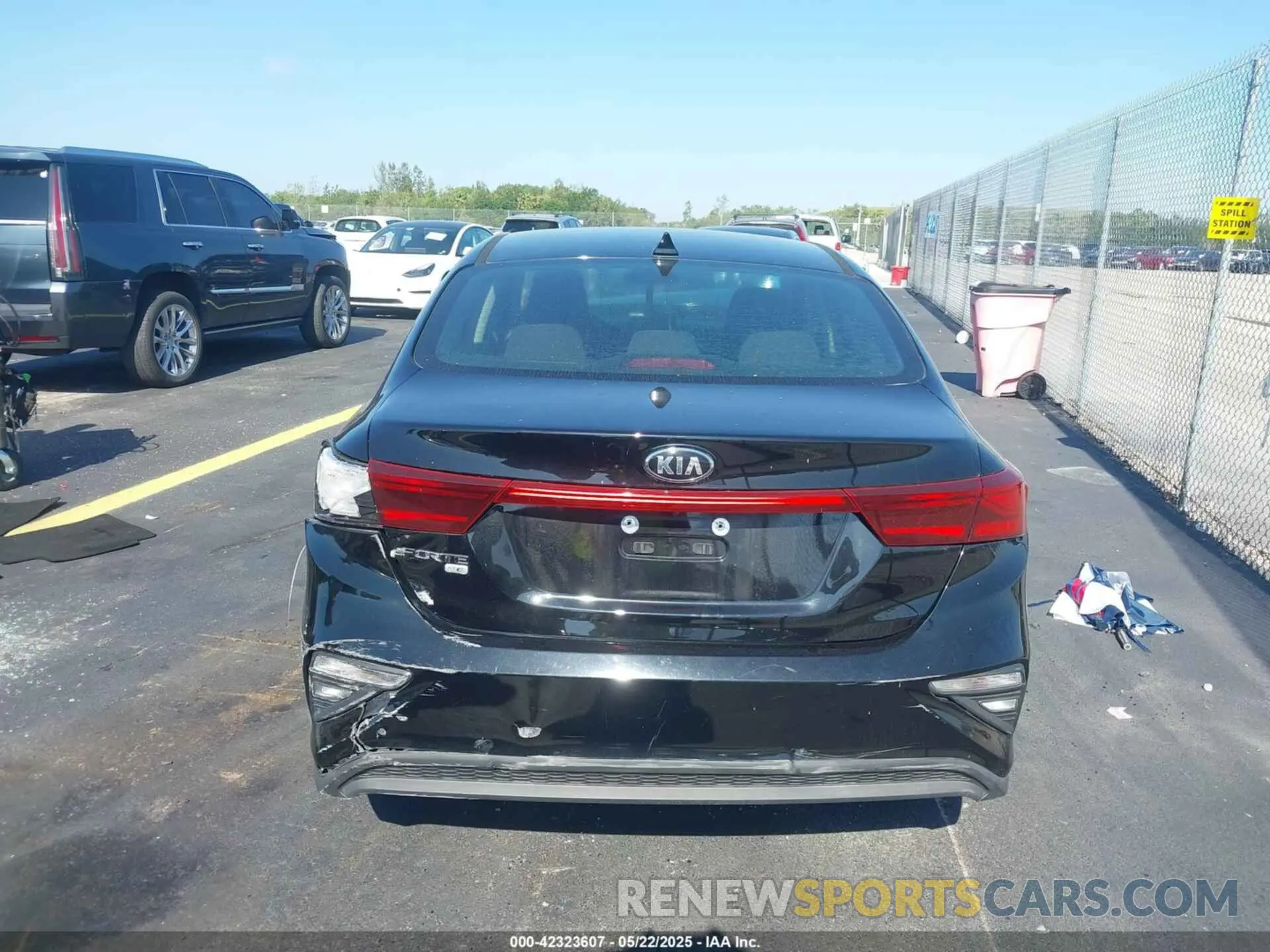 17 fotografías del automóvil dañado 3KPF24AD7KE097611 KIA FORTE 2019