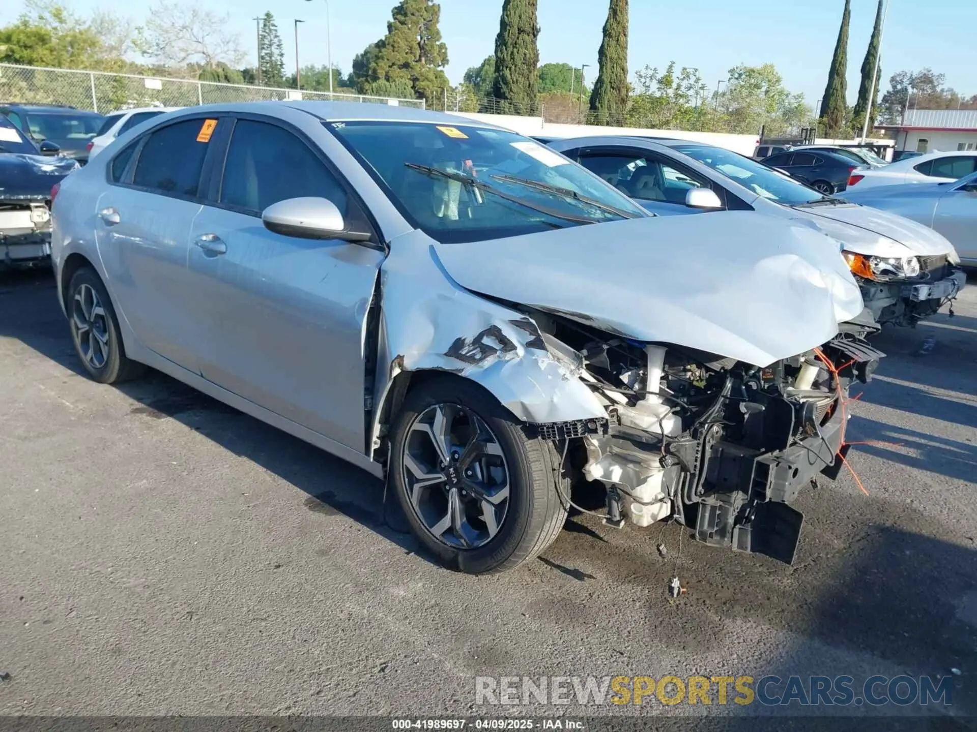 1 fotografías del automóvil dañado 3KPF24AD7KE109692 KIA FORTE 2019