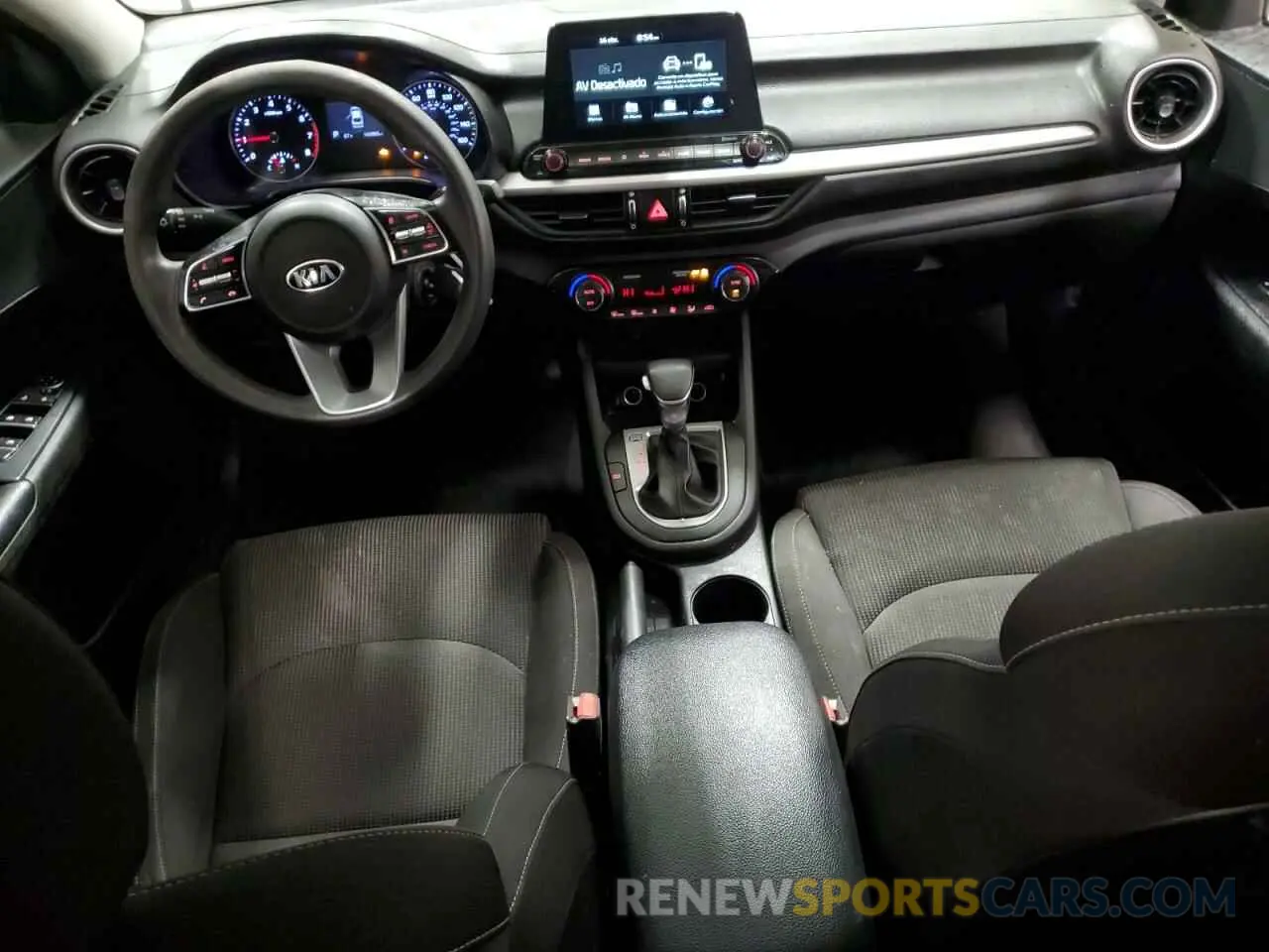 8 fotografías del automóvil dañado 3KPF24AD7KE136939 KIA FORTE 2019