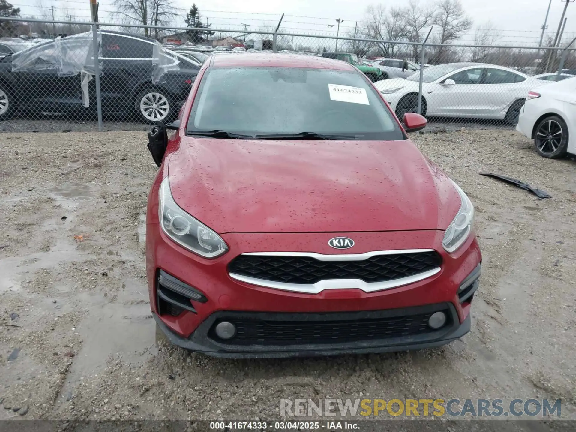 12 fotografías del automóvil dañado 3KPF24AD7KE138545 KIA FORTE 2019