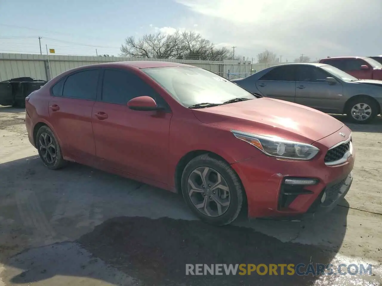 4 fotografías del automóvil dañado 3KPF24AD8KE009990 KIA FORTE 2019