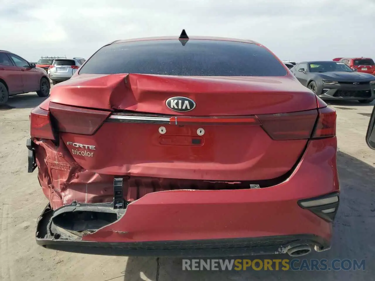 6 fotografías del automóvil dañado 3KPF24AD8KE009990 KIA FORTE 2019