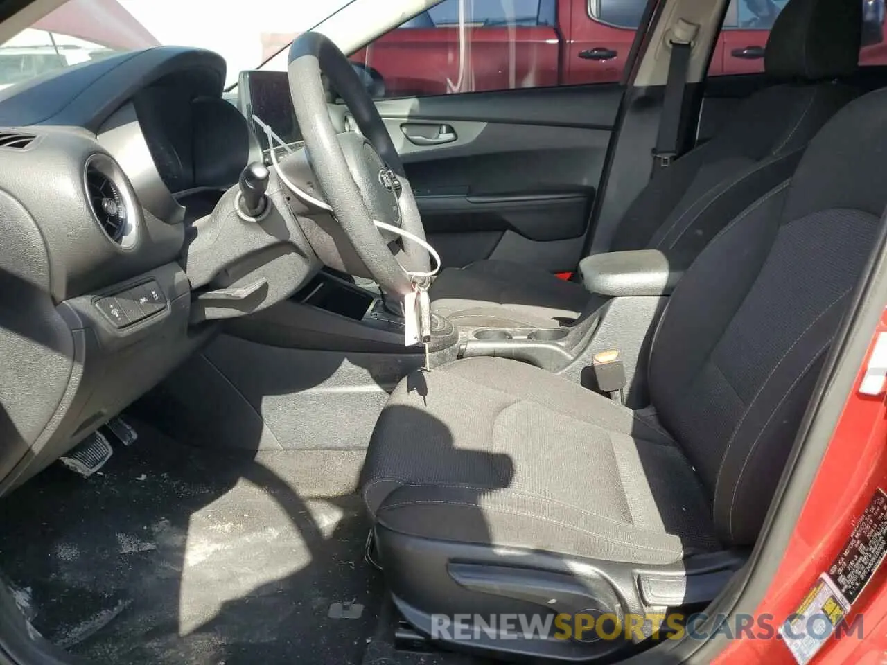 7 fotografías del automóvil dañado 3KPF24AD8KE009990 KIA FORTE 2019