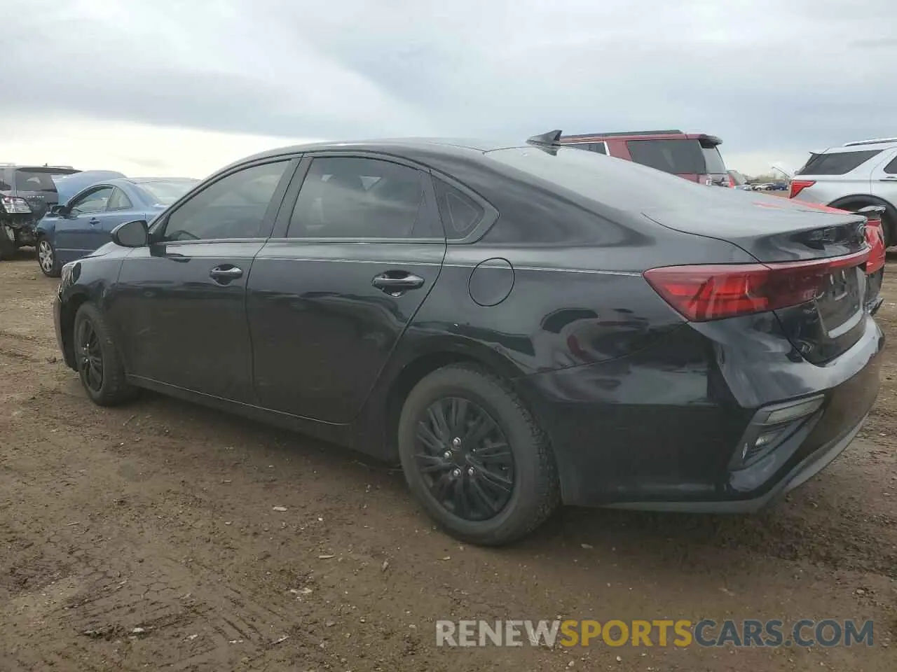 2 fotografías del automóvil dañado 3KPF24AD8KE012629 KIA FORTE 2019