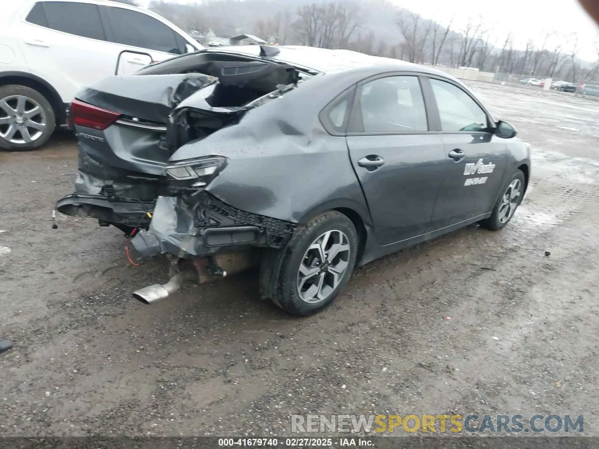 4 fotografías del automóvil dañado 3KPF24AD8KE019810 KIA FORTE 2019