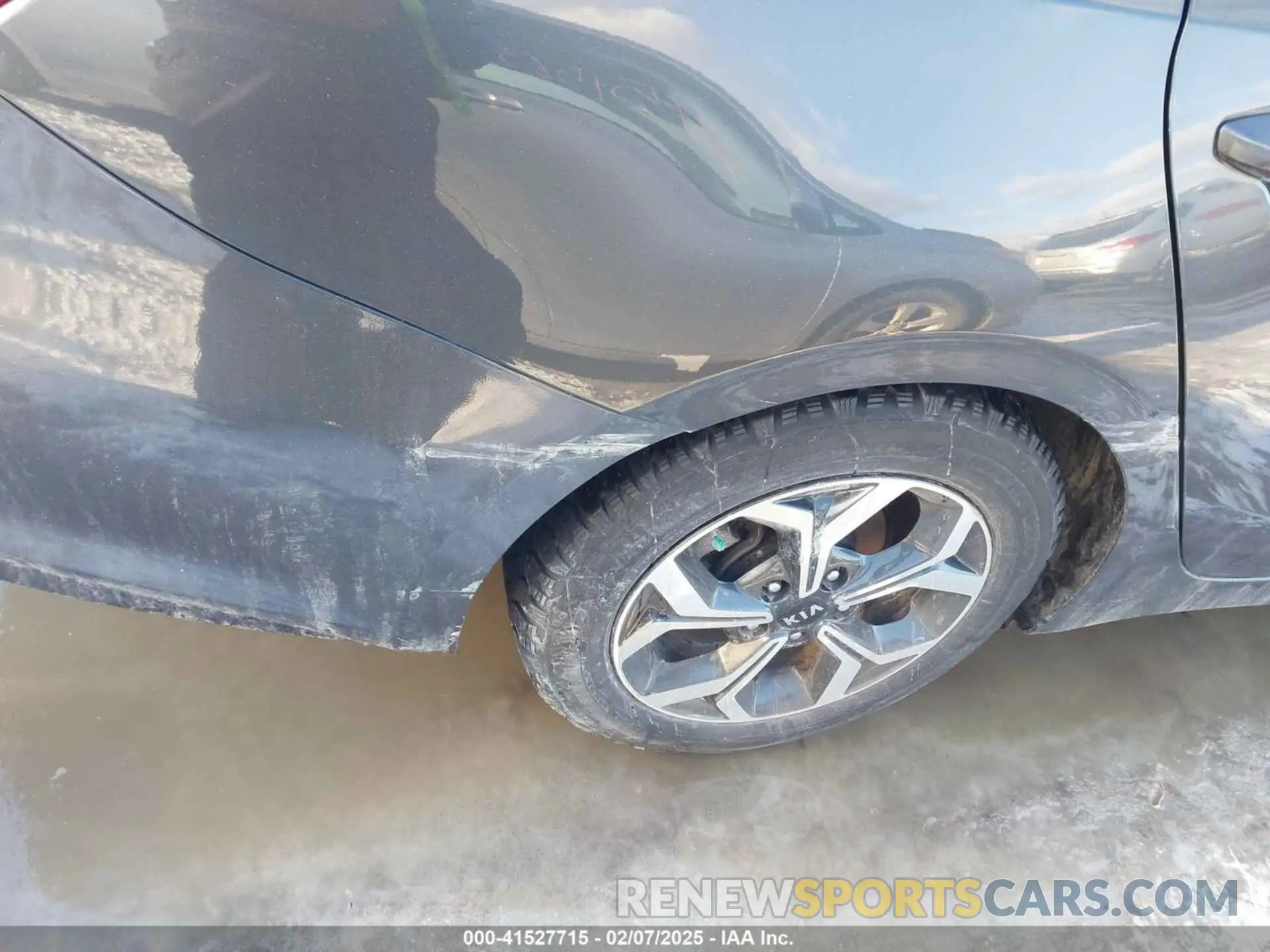 17 fotografías del automóvil dañado 3KPF24AD8KE032525 KIA FORTE 2019