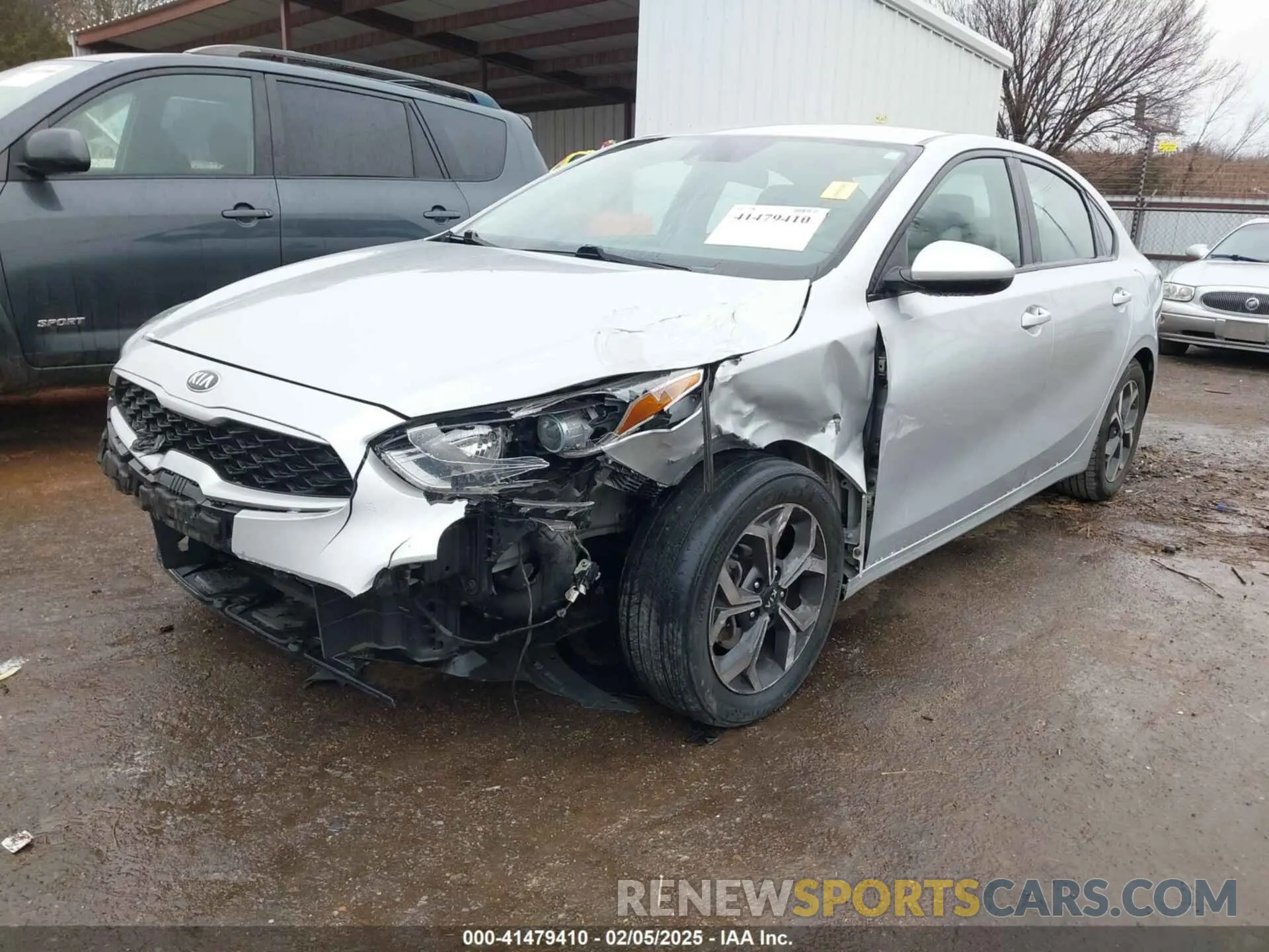 2 fotografías del automóvil dañado 3KPF24AD8KE075892 KIA FORTE 2019