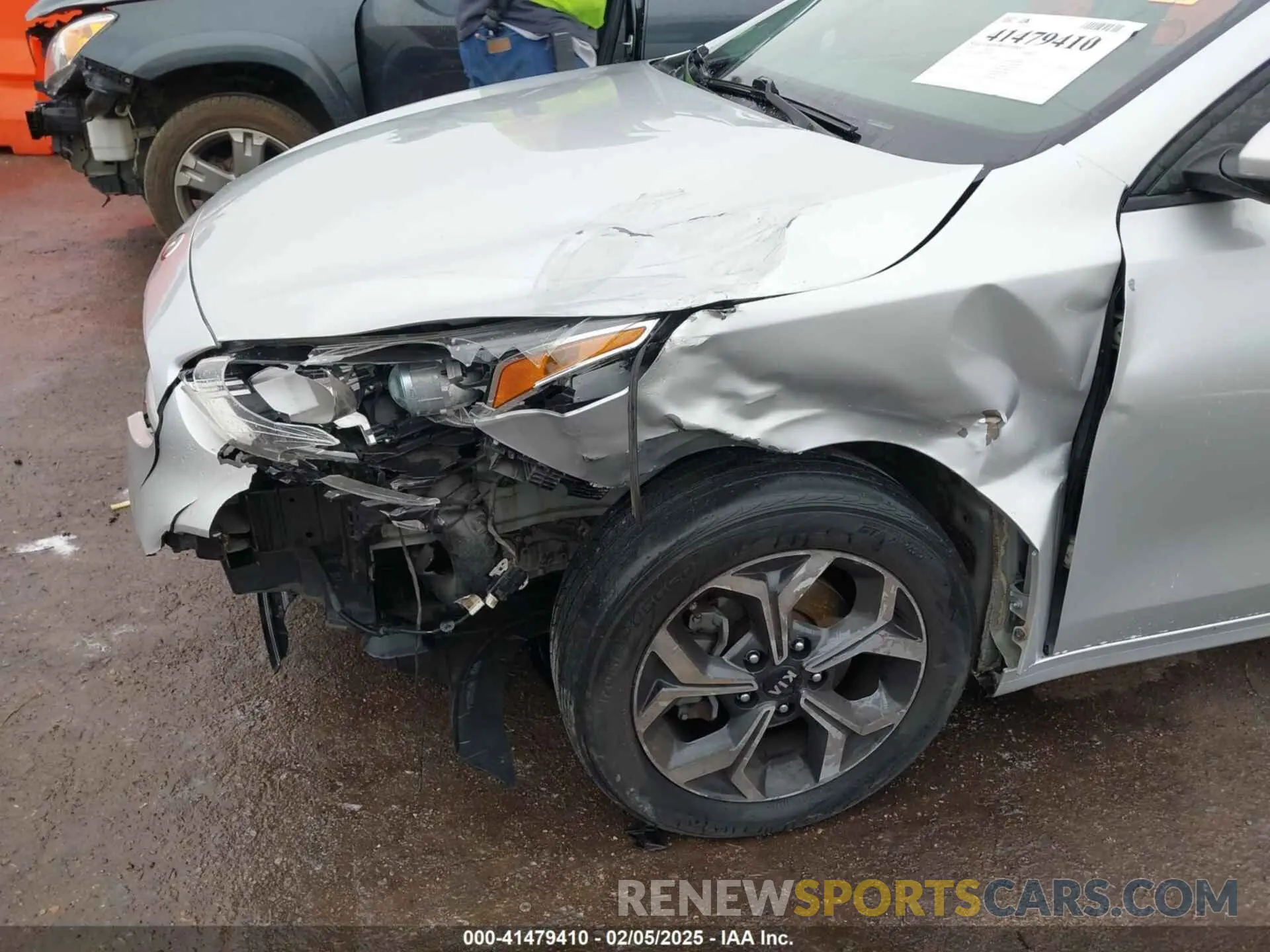 6 fotografías del automóvil dañado 3KPF24AD8KE075892 KIA FORTE 2019
