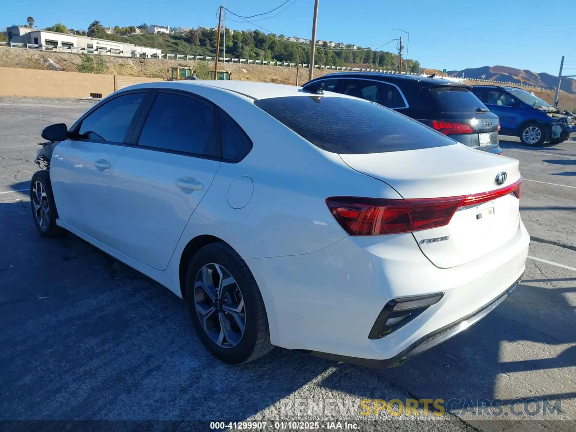 3 fotografías del automóvil dañado 3KPF24AD8KE077223 KIA FORTE 2019