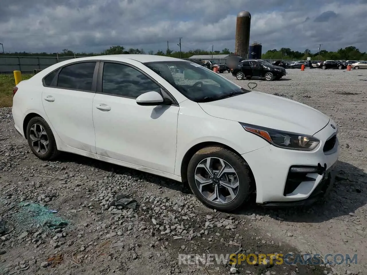 4 fotografías del automóvil dañado 3KPF24AD8KE108339 KIA FORTE 2019