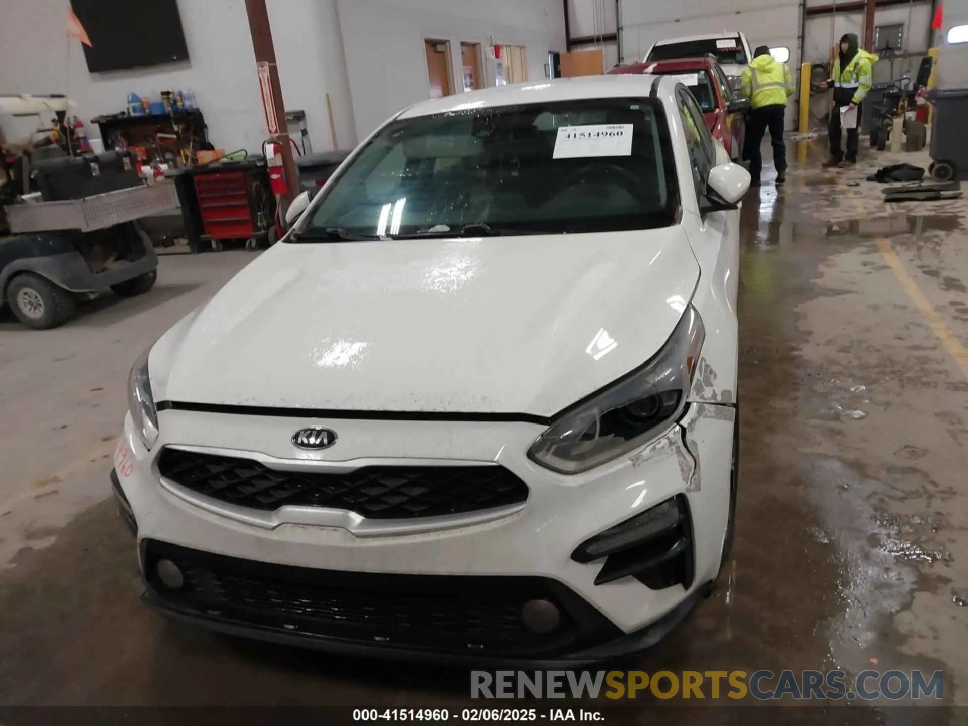 12 fotografías del automóvil dañado 3KPF24AD8KE121155 KIA FORTE 2019
