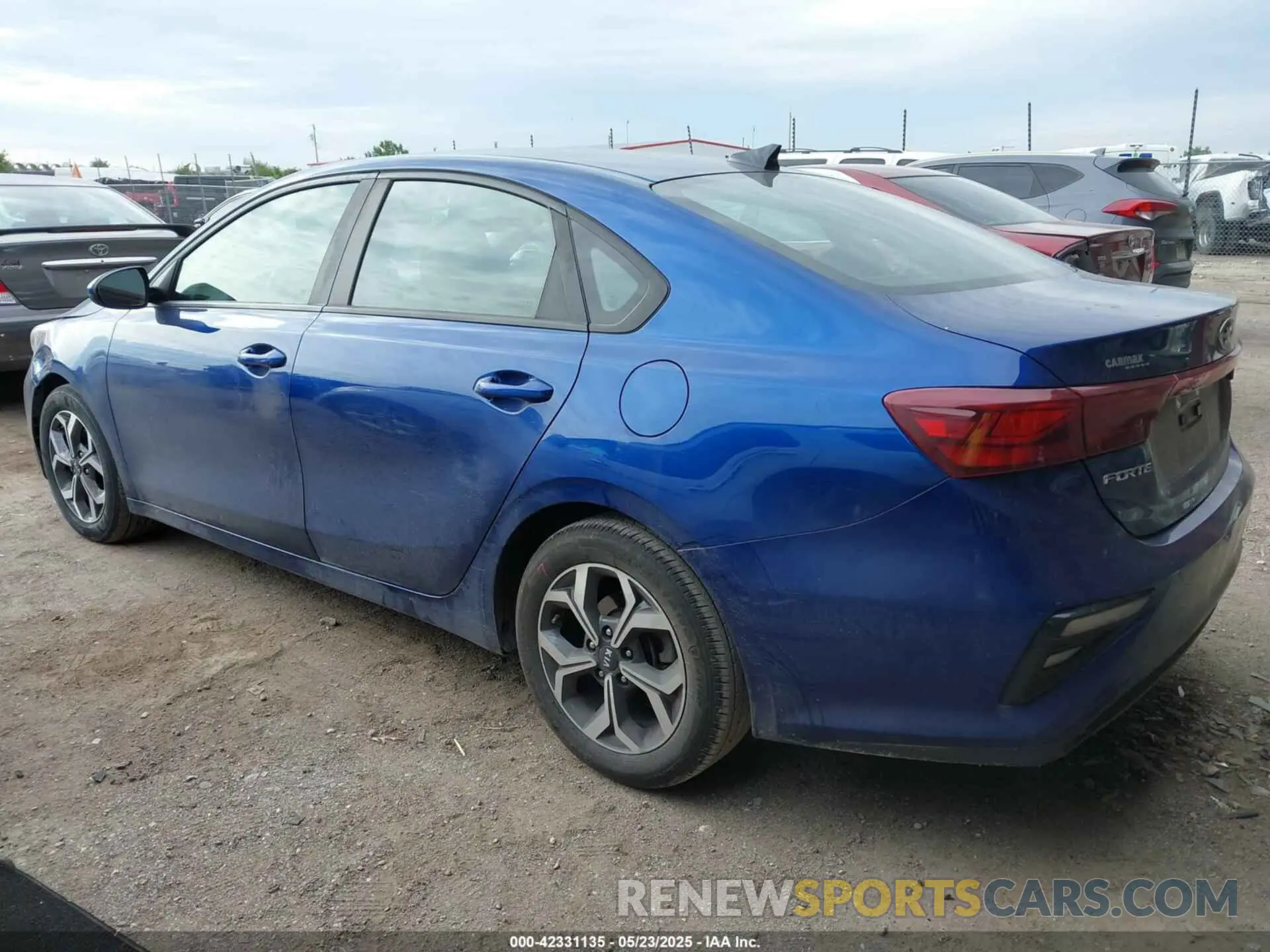 3 fotografías del automóvil dañado 3KPF24AD8KE132186 KIA FORTE 2019