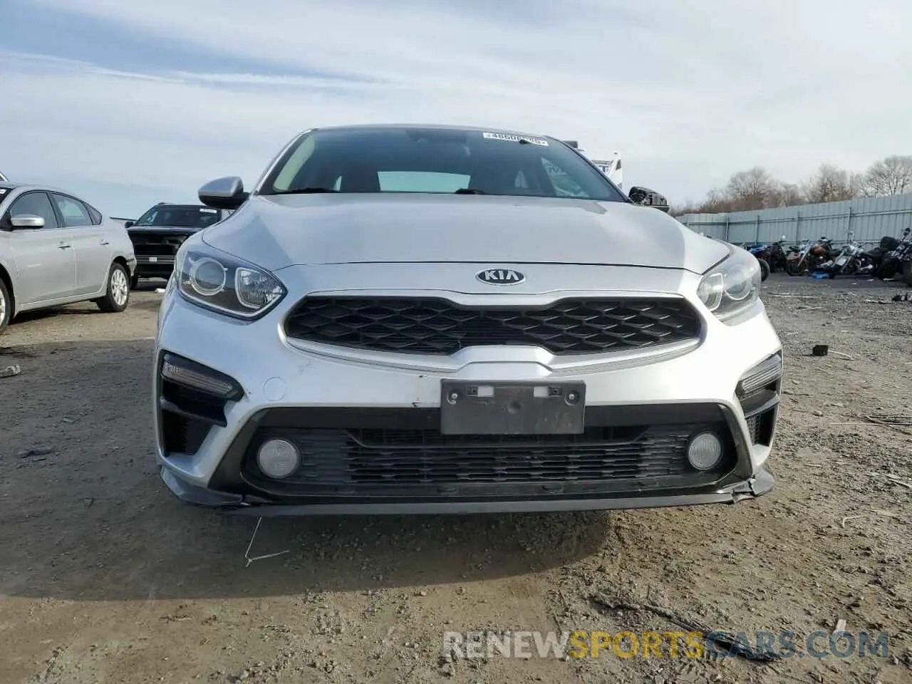5 fotografías del automóvil dañado 3KPF24AD9KE008203 KIA FORTE 2019
