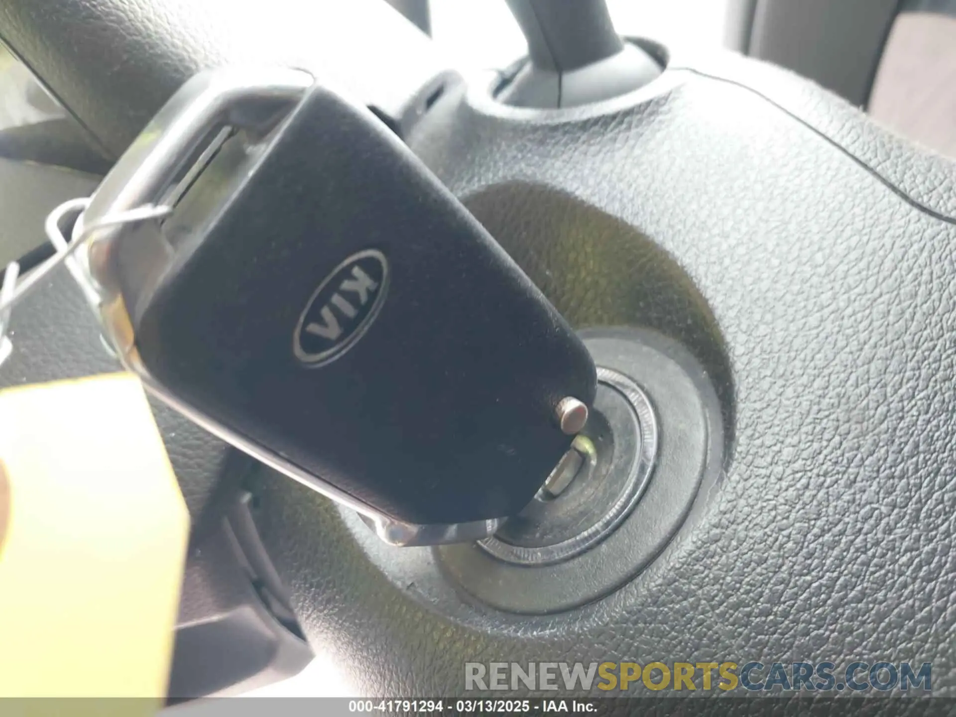 11 fotografías del automóvil dañado 3KPF24AD9KE033831 KIA FORTE 2019