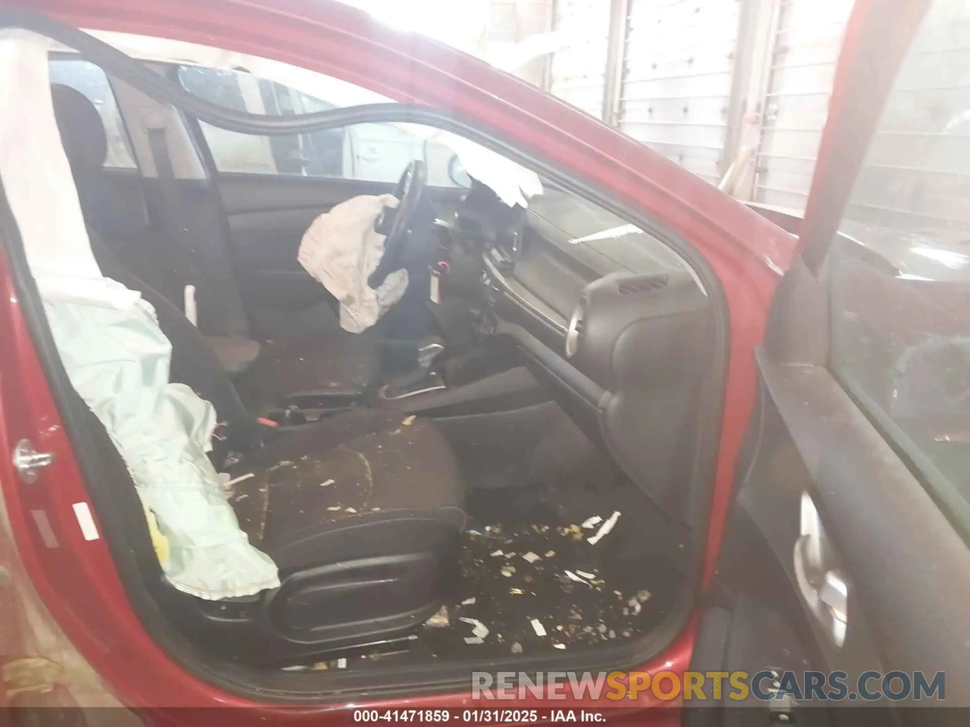 5 fotografías del automóvil dañado 3KPF24AD9KE055893 KIA FORTE 2019
