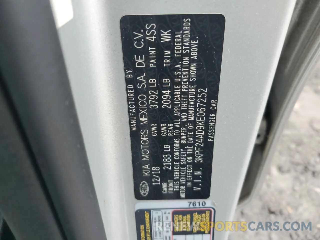12 fotografías del automóvil dañado 3KPF24AD9KE067252 KIA FORTE 2019