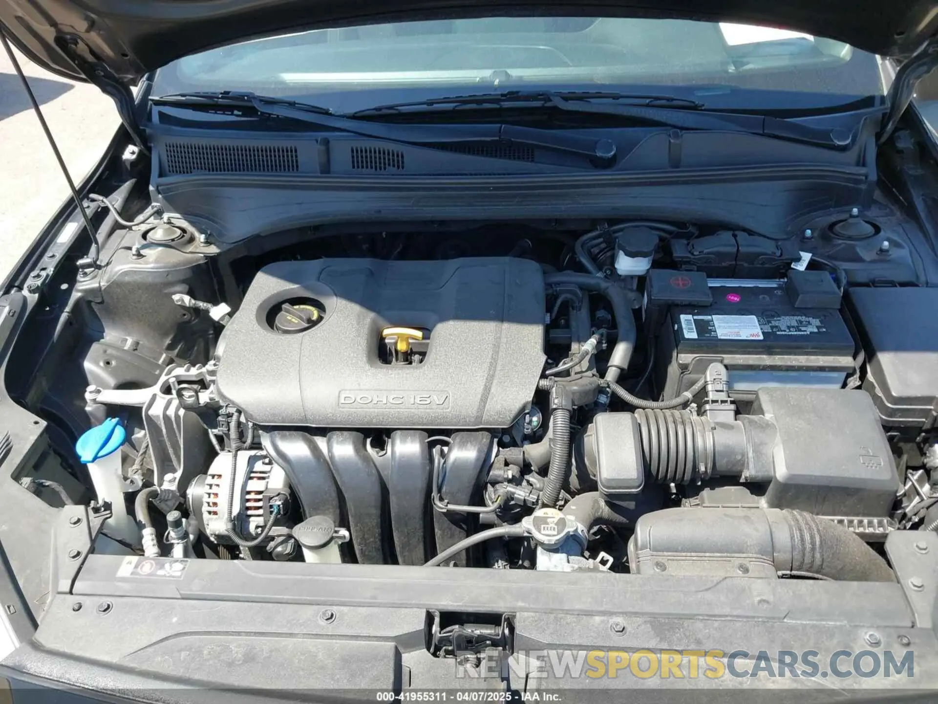 10 fotografías del automóvil dañado 3KPF24AD9KE070247 KIA FORTE 2019