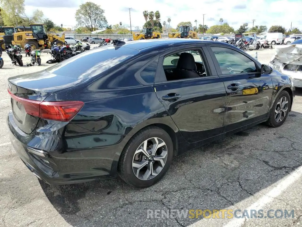 3 fotografías del automóvil dañado 3KPF24AD9KE082169 KIA FORTE 2019