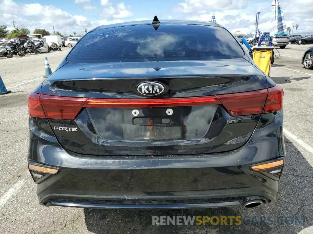 6 fotografías del automóvil dañado 3KPF24AD9KE082169 KIA FORTE 2019
