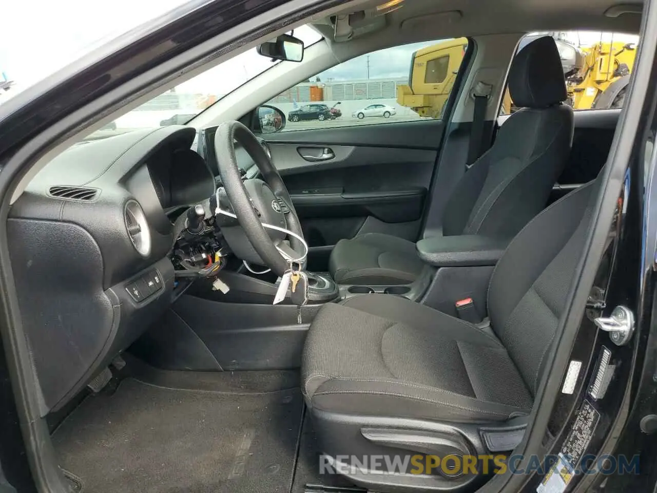 7 fotografías del automóvil dañado 3KPF24AD9KE082169 KIA FORTE 2019